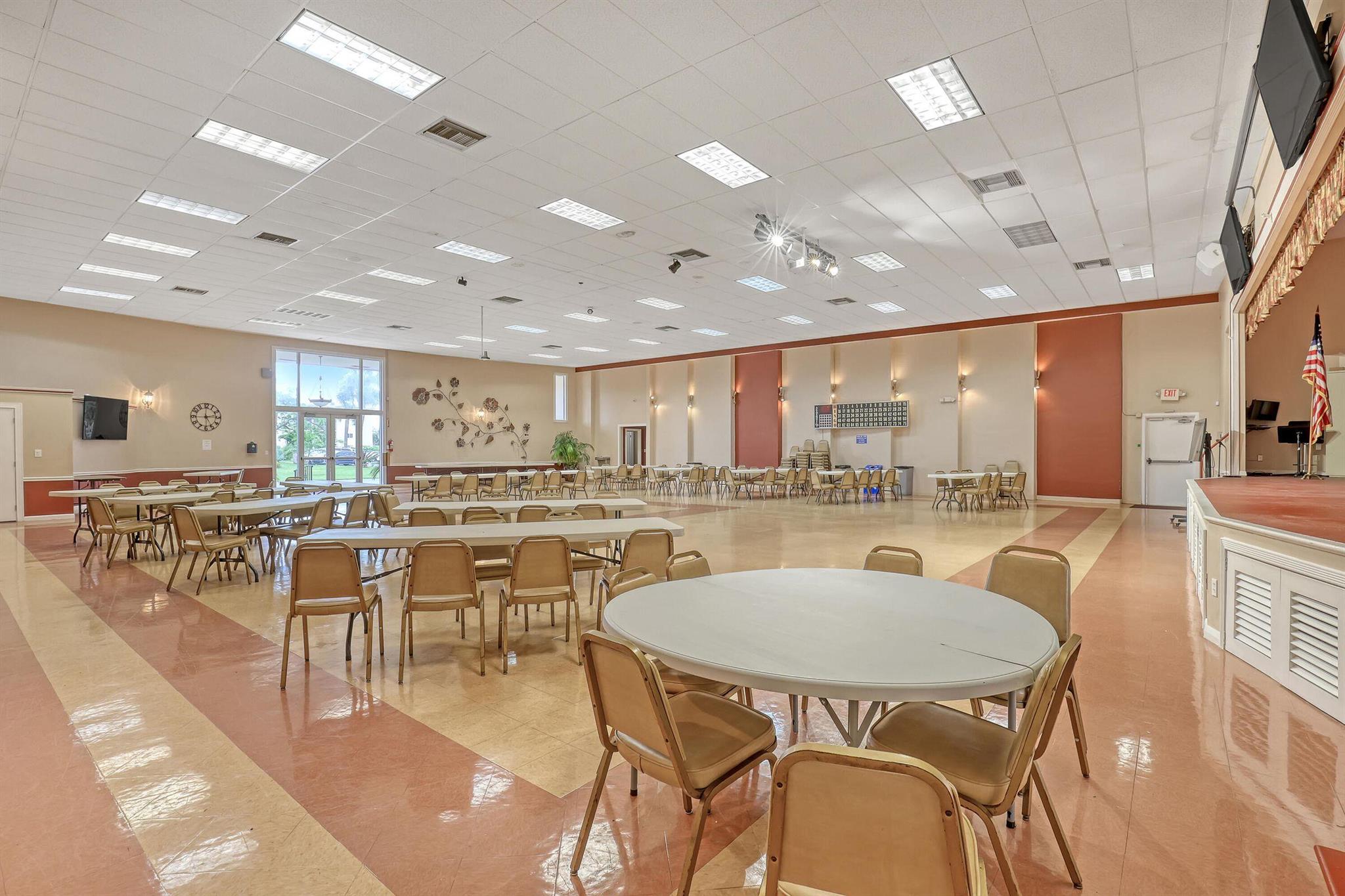 LAKE CLARKE GARDENS CONDO - Residential