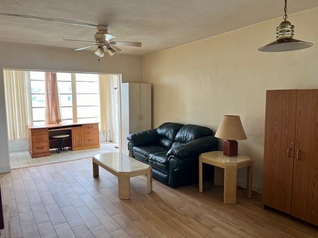 2851 E Golf Blvd 105