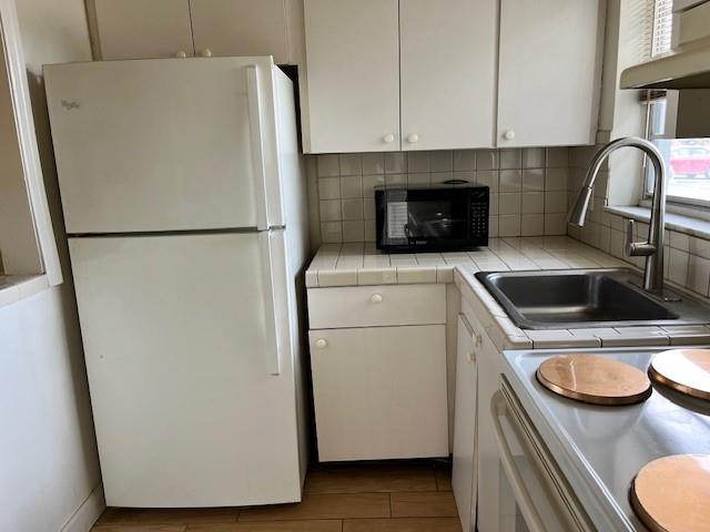 2851 E Golf Blvd 105