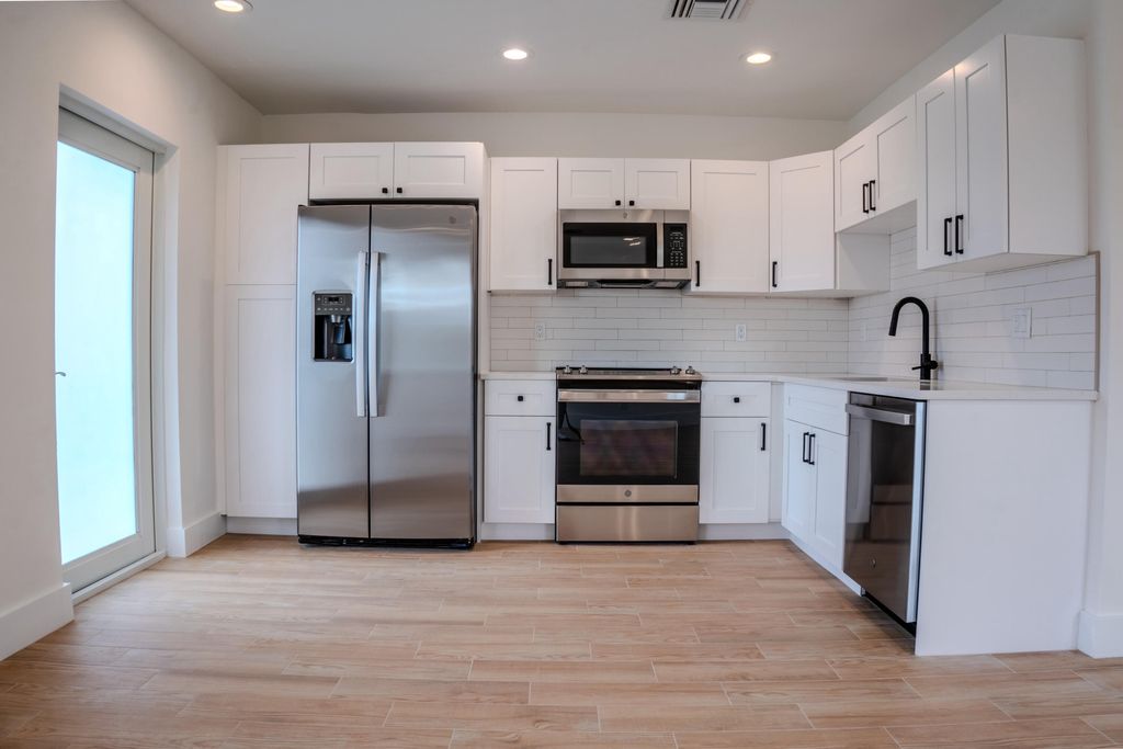 Photo of 238 SE 1st Avenue #10, Delray Beach, FL 33444 (MLS # B26008767)