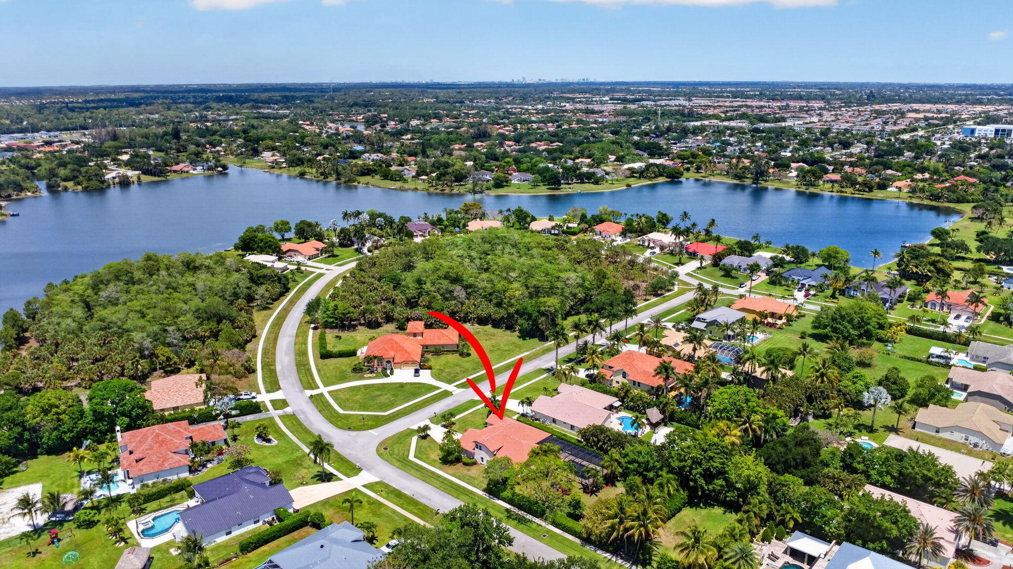 LEGEND LAKE ESTATES - Residential