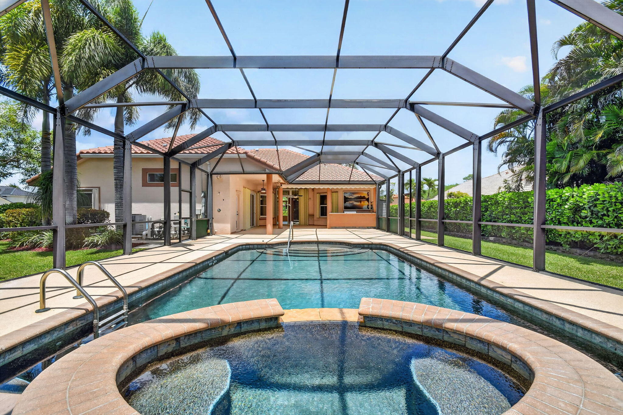 LEGEND LAKE ESTATES - Residential