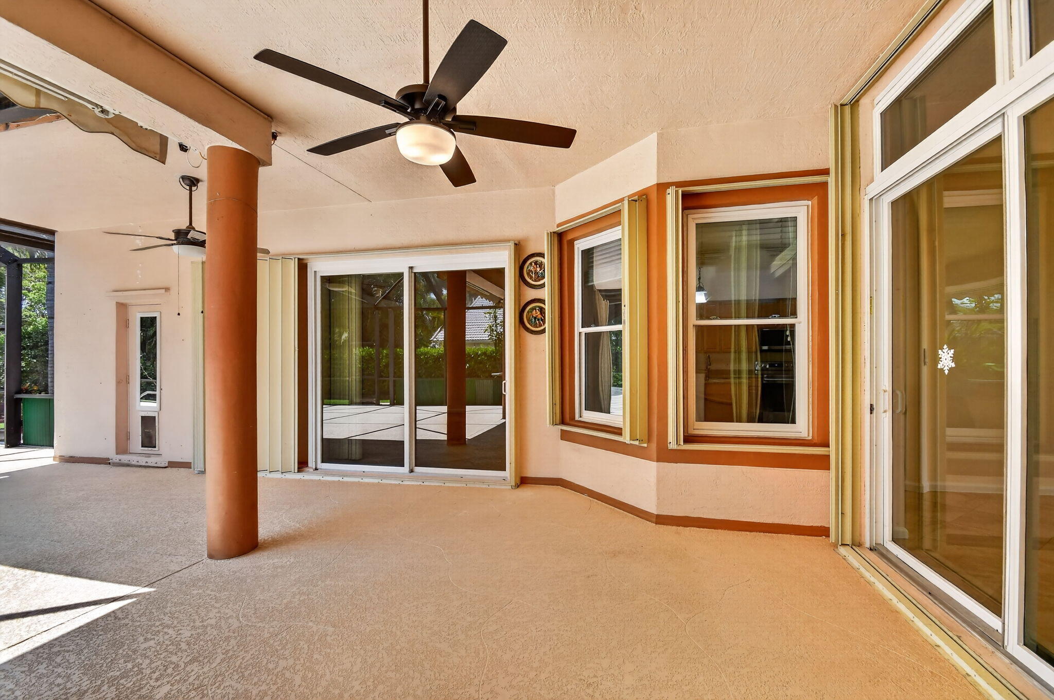 LEGEND LAKE ESTATES - Residential