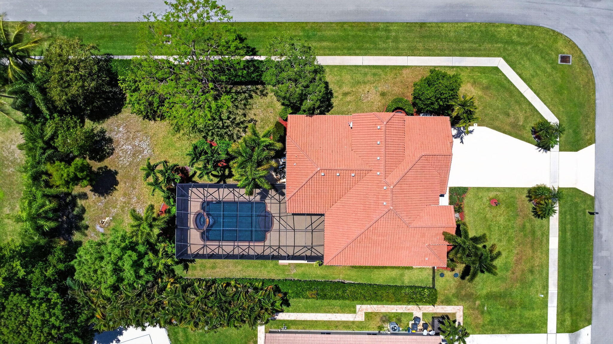 LEGEND LAKE ESTATES - Residential