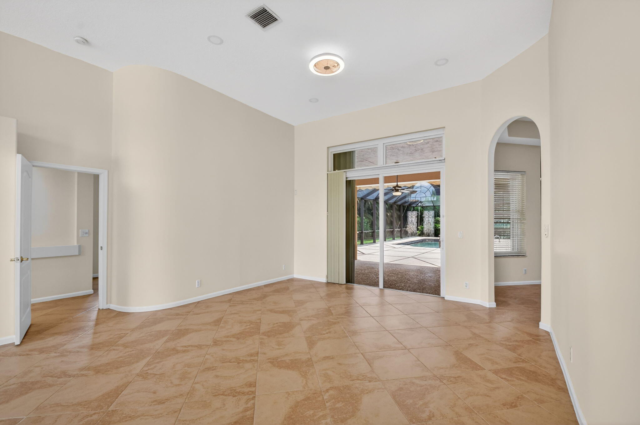 LEGEND LAKE ESTATES - Residential