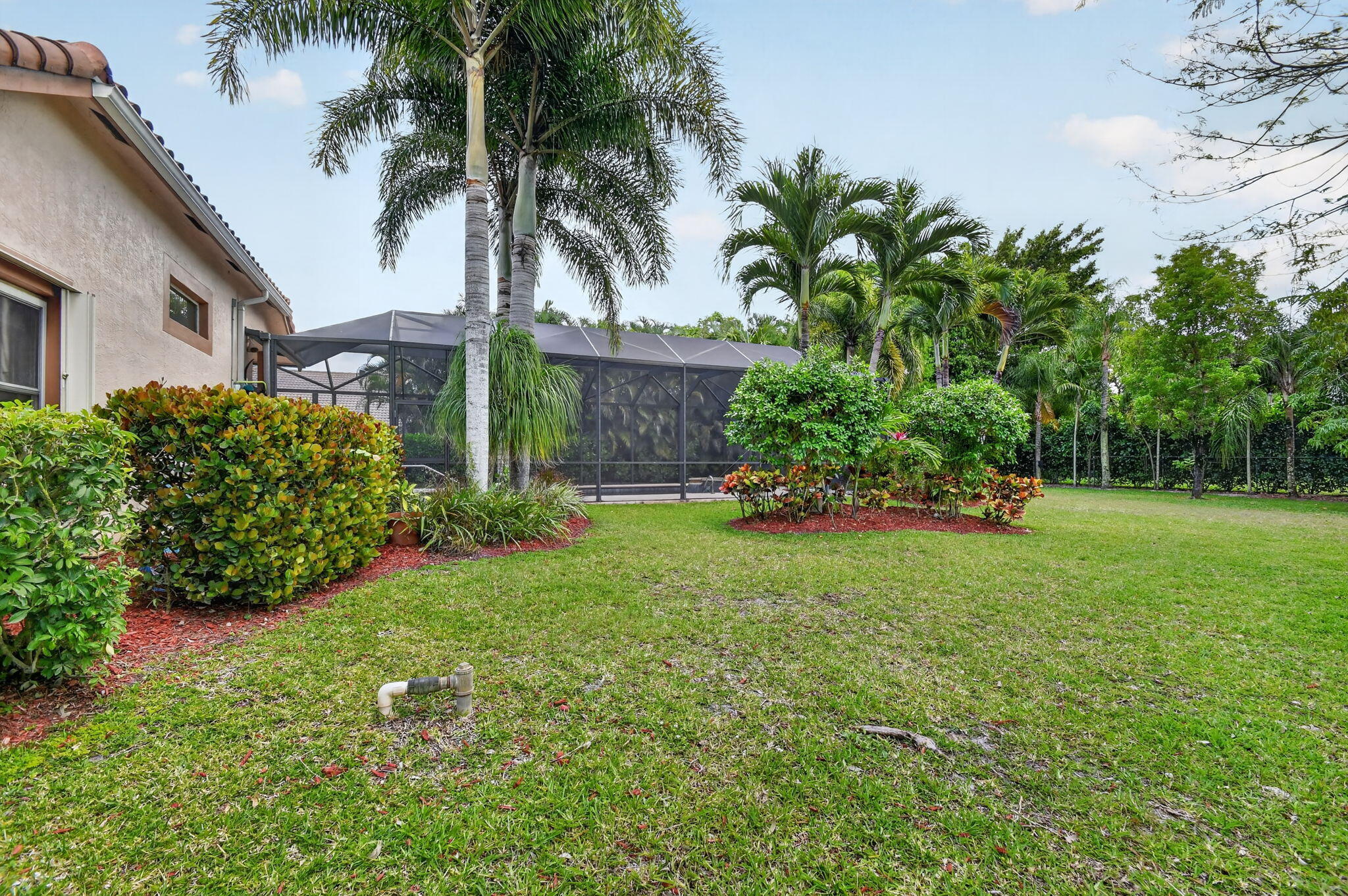 LEGEND LAKE ESTATES - Residential