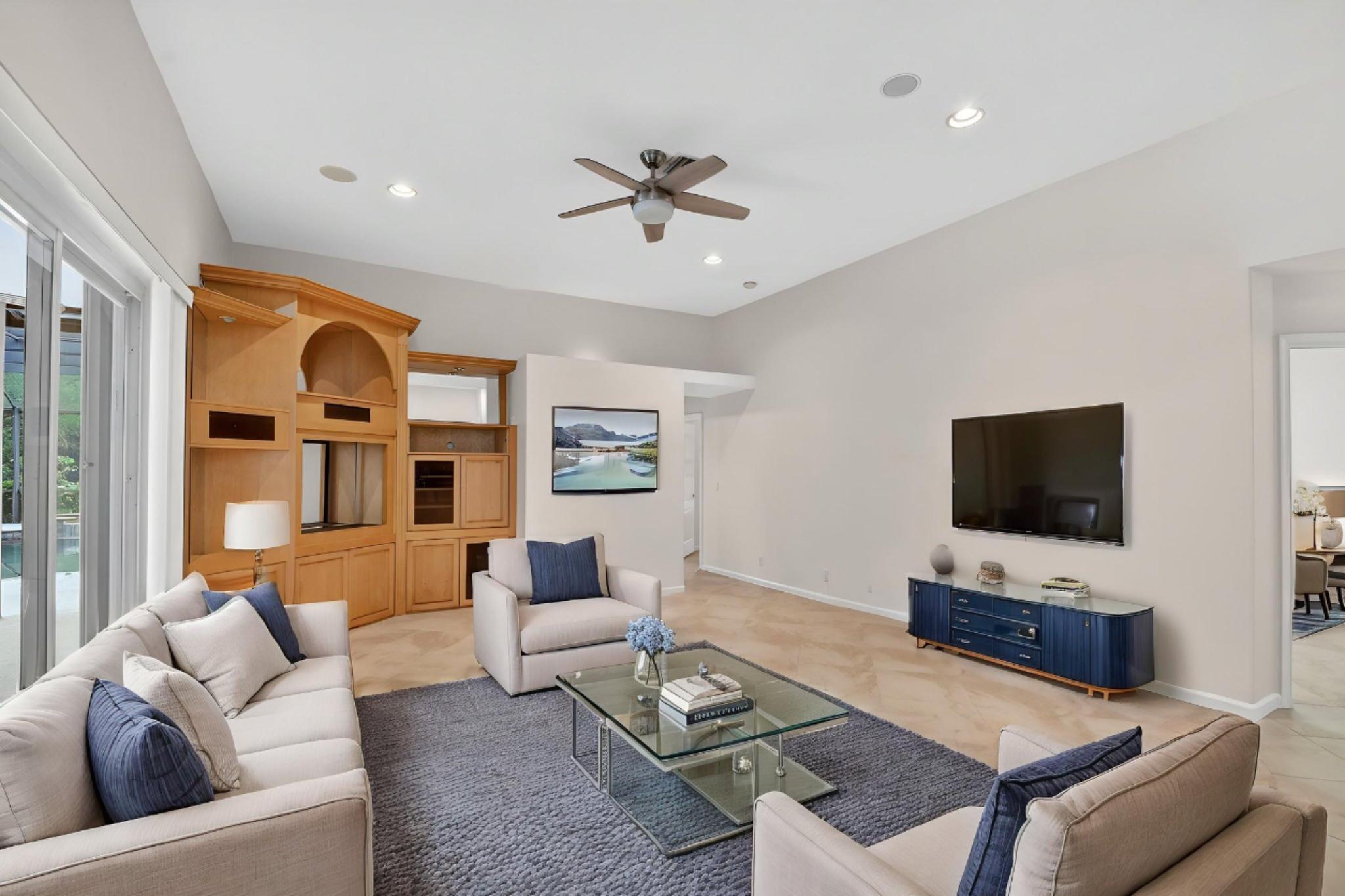 LEGEND LAKE ESTATES - Residential