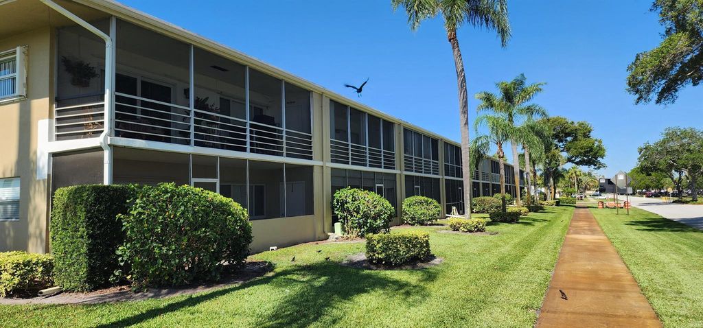 Photo of 415 Us Highway 1 #209, North Palm Beach, FL 33408 (MLS # R11093248)