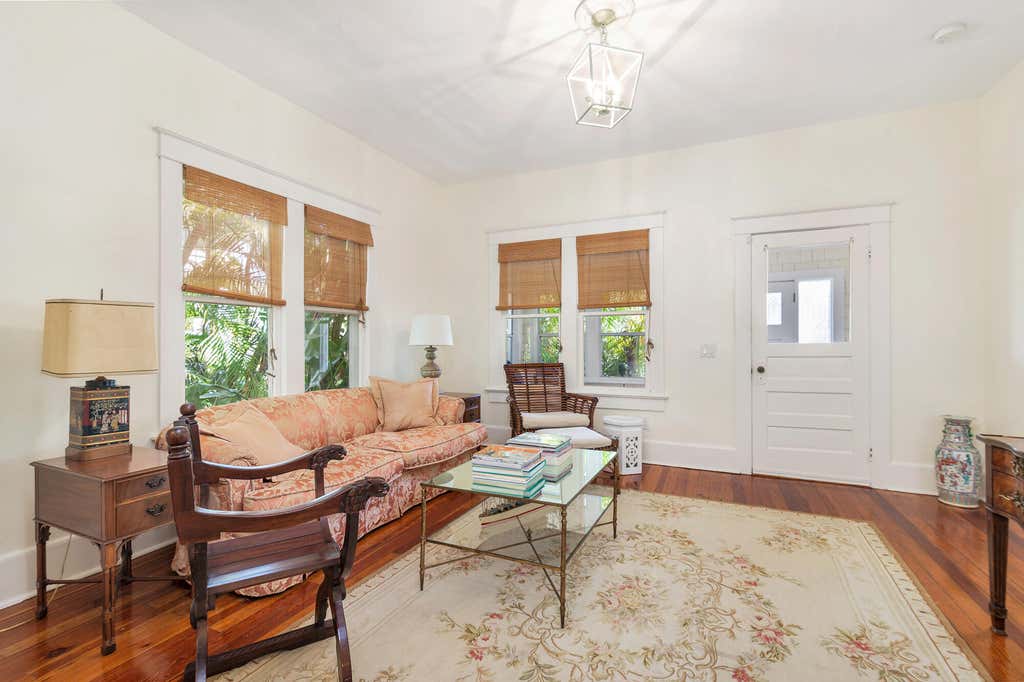 Photo of 1211 FLORIDA Avenue, West Palm Beach, FL 33401 (MLS # B26068357)