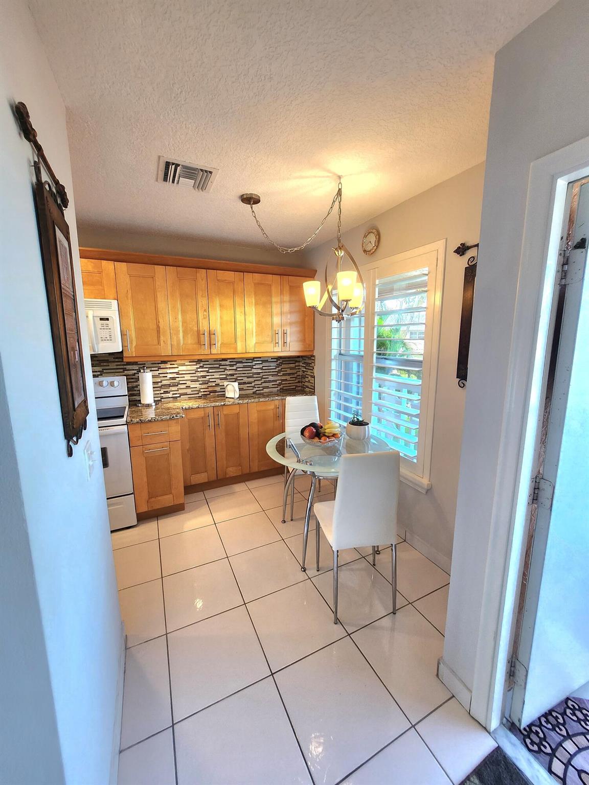 PINES OF DELRAY NORTH CONDO - Residential