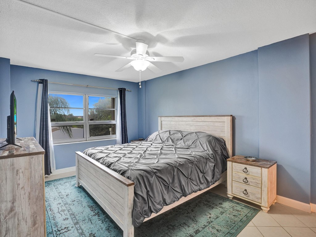 Coral Lake Tower - Residential