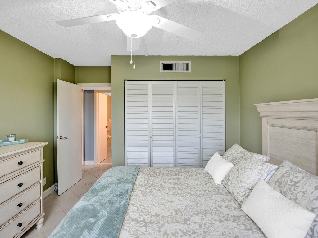 Coral Lake Tower - Residential