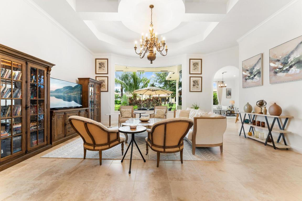 8605 Club Estates Way