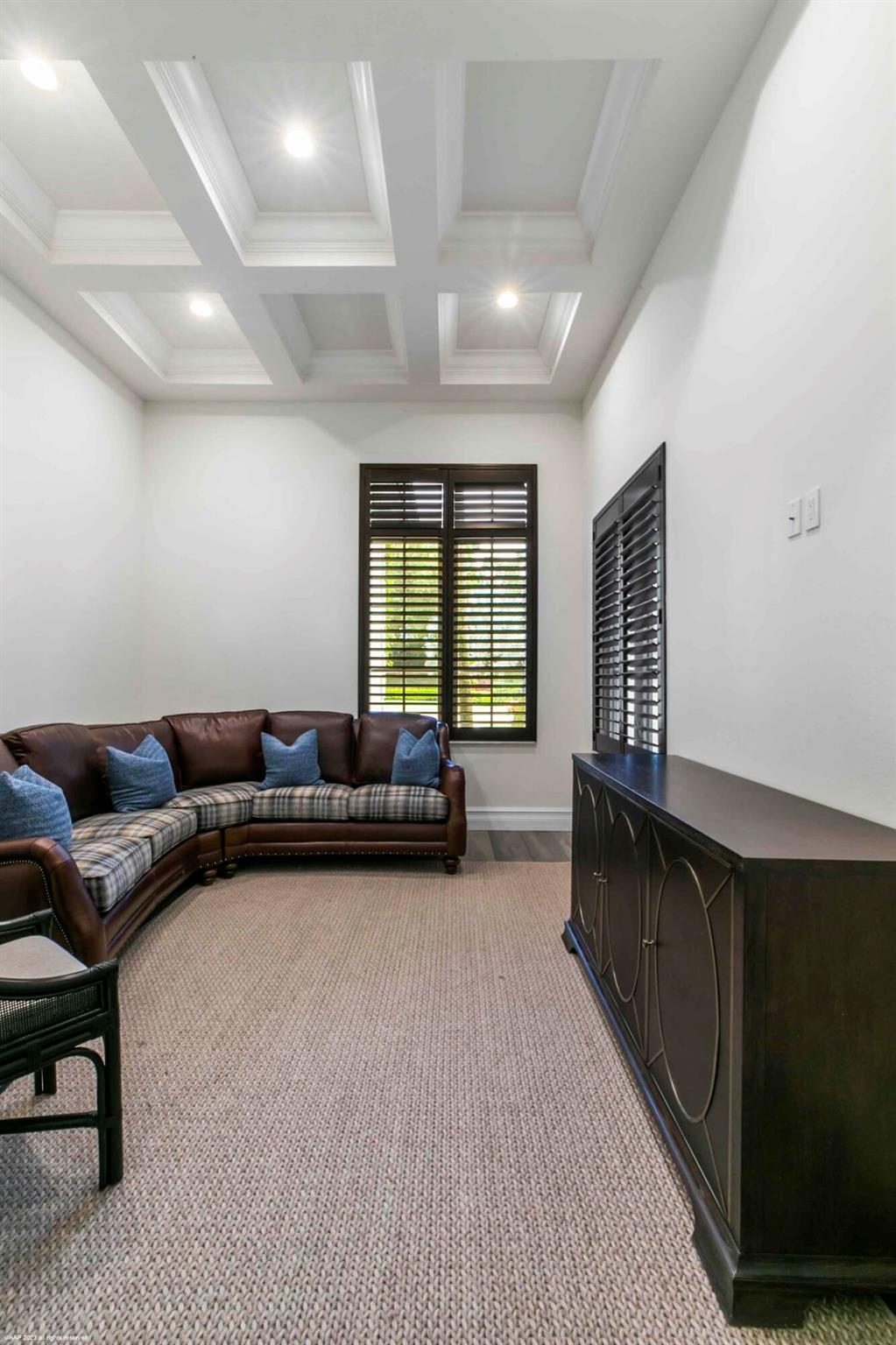 HUNTERS CHASE OF PALM BEA - Residential