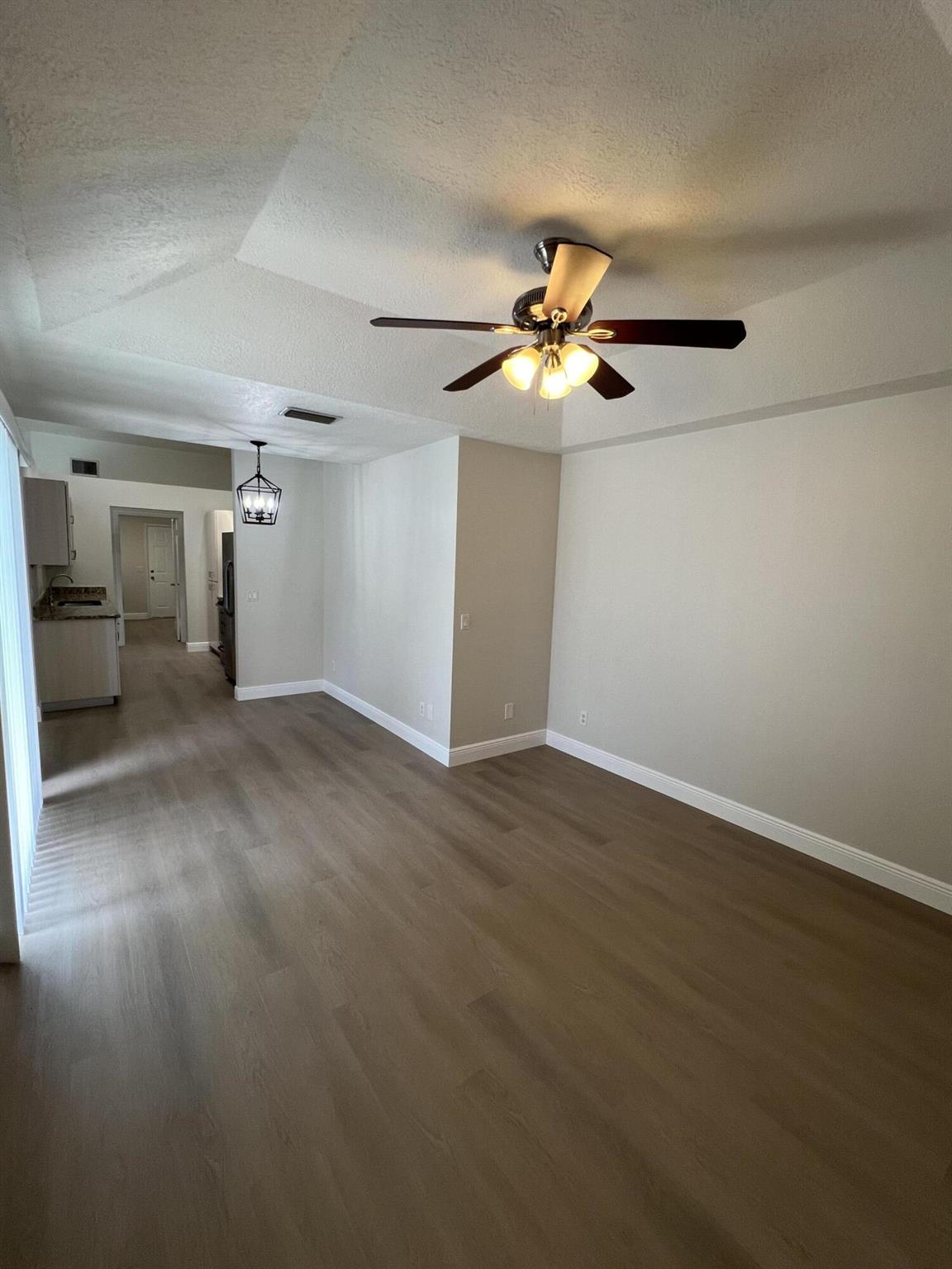 CARMEL - Residential Lease