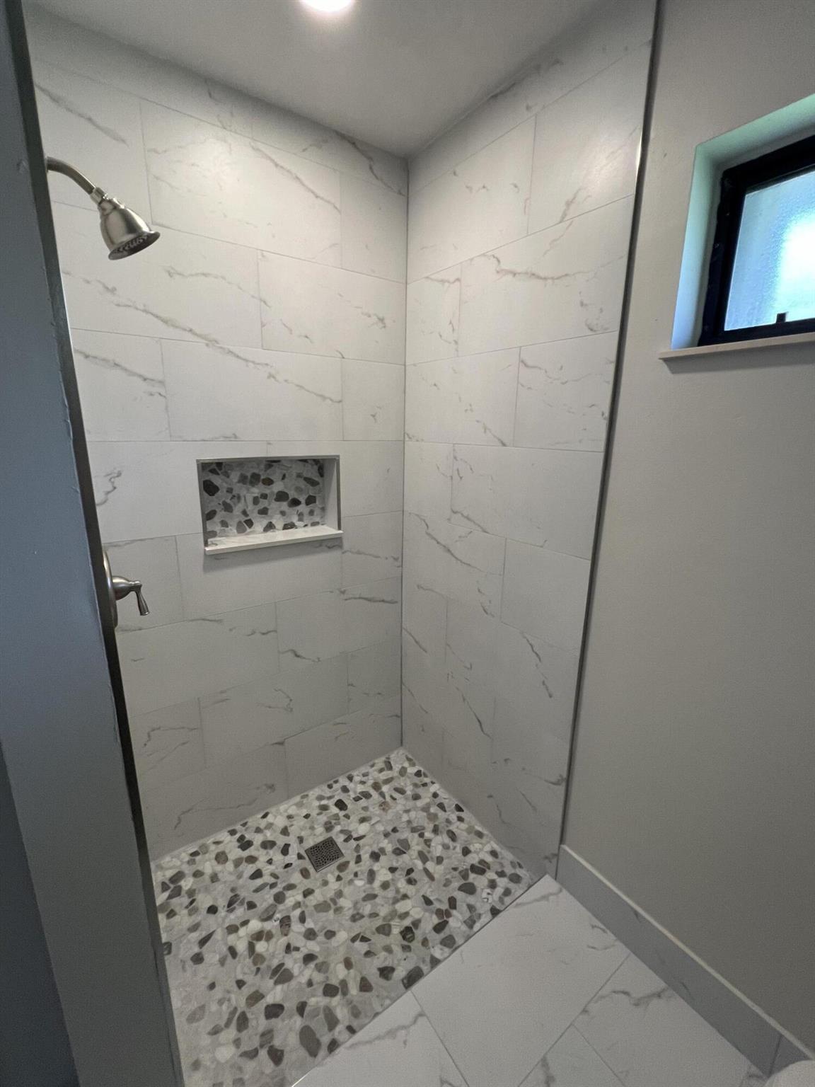 CARMEL - Residential Lease