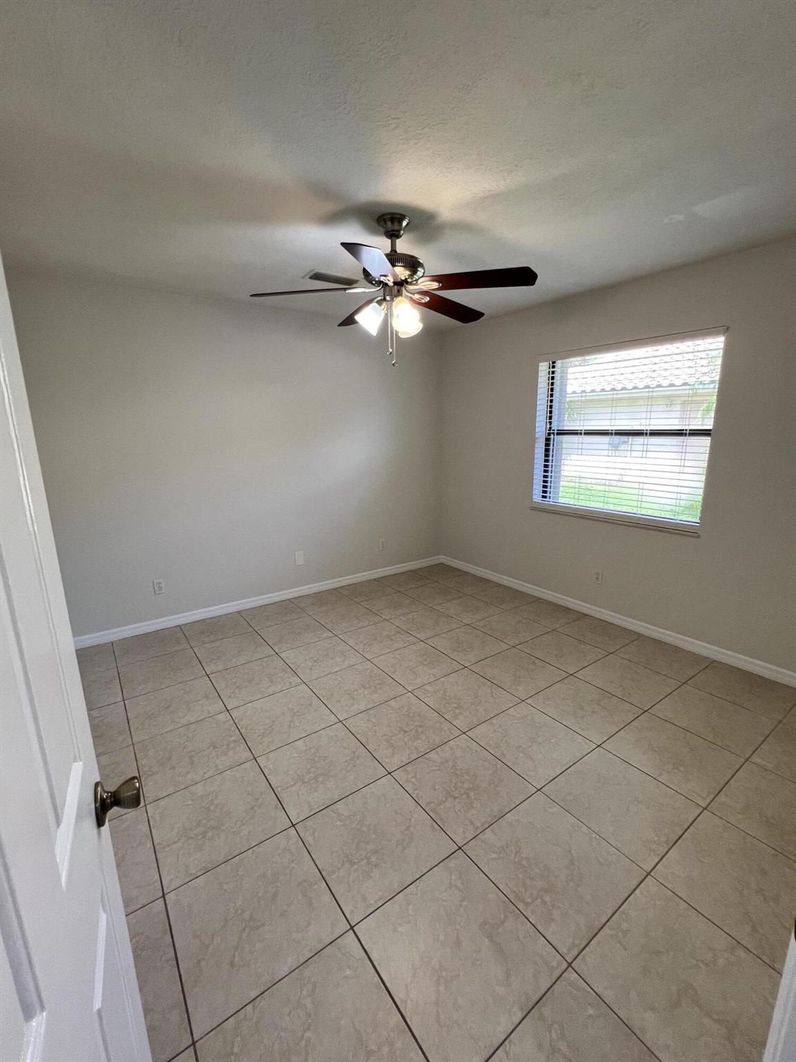 CARMEL - Residential Lease