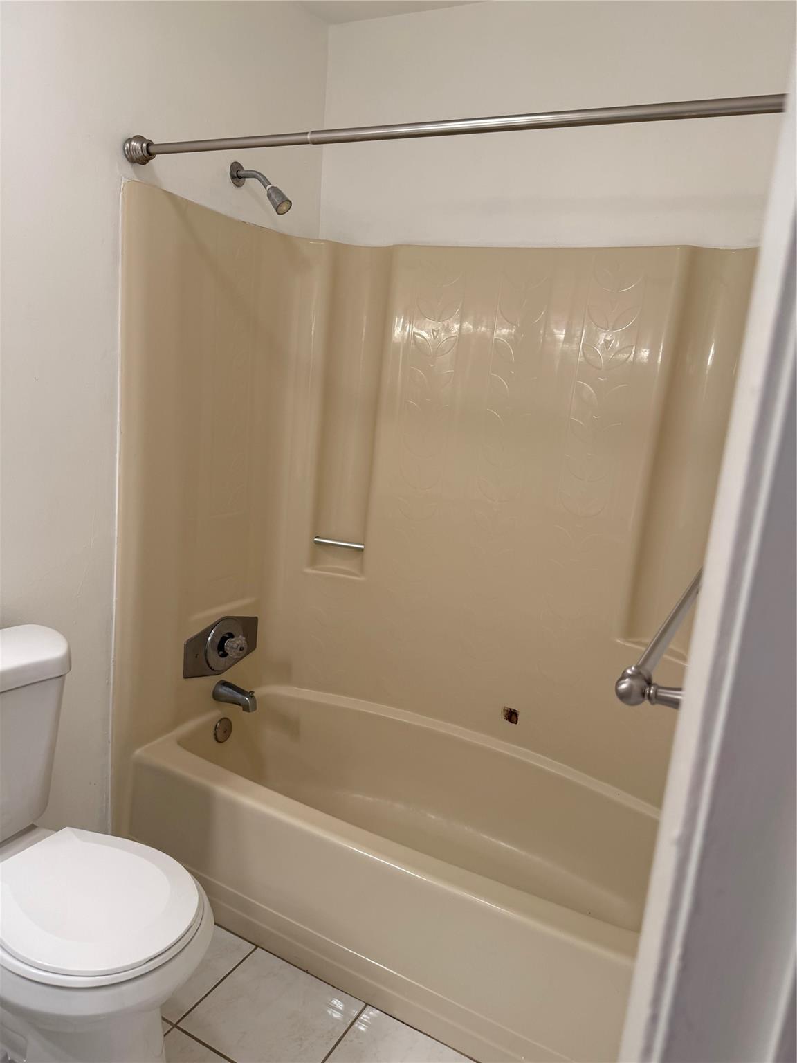 Shaker Woods Village - Residential Lease
