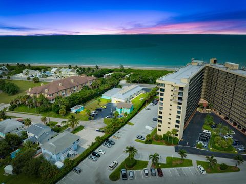 A home in Hutchinson Island