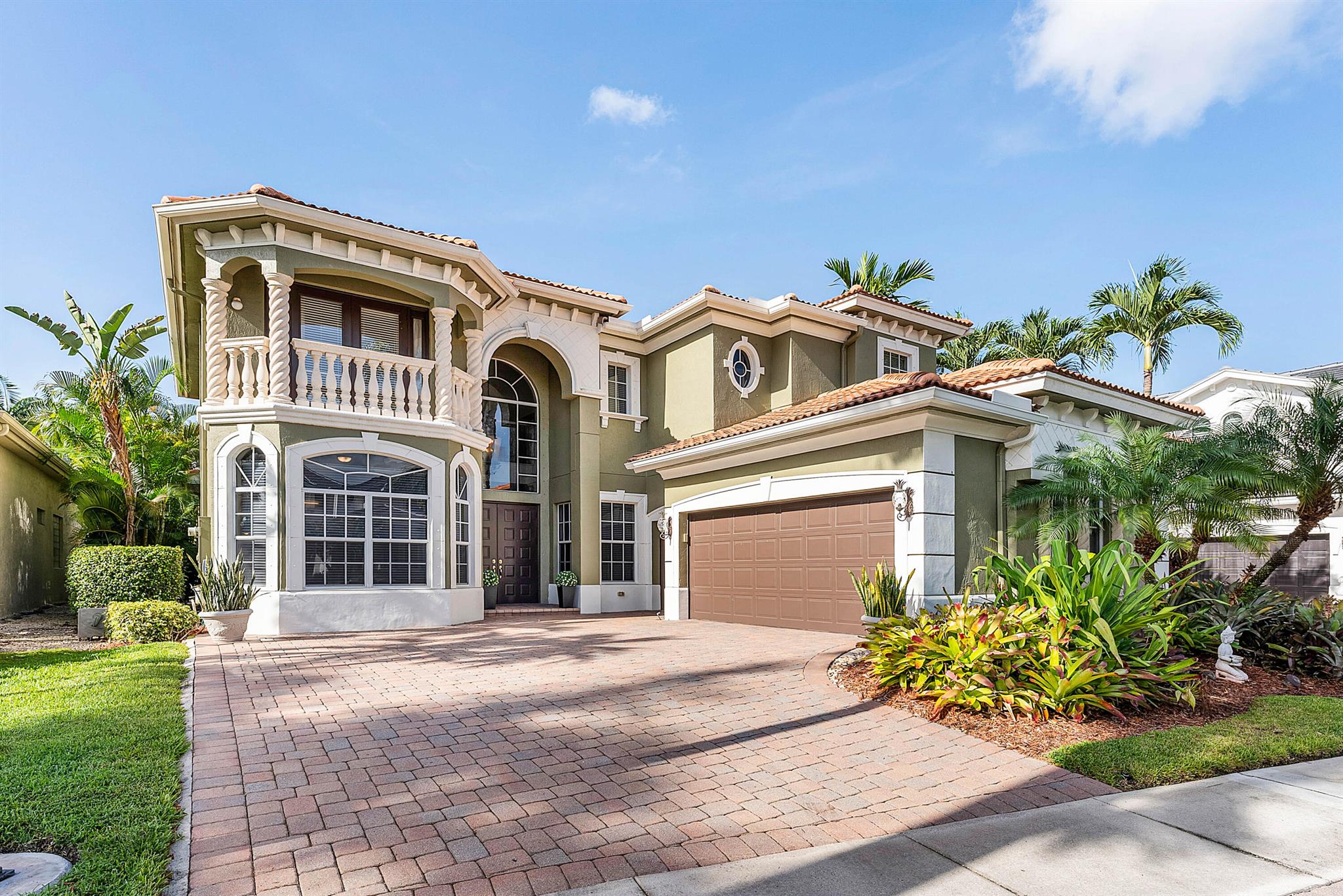 This Mizner Country Club 4 bedroom, 5.1 bath home is located on an expansive southern exposure lot. Sports Equity membership is available & includes racquet sports, & limited golf. This home has a spacious foyer opening to an office & ensuite guest room w/new floors & new shower & bath vanity. Primary suite w/sitting area & spa like bath has full pool vistas. A full cabana bath & spacious linen closet complete the 1st floor. Ascend the curved staircase to a loft & 2 add. ensuite guest rooms which open to a spacious loft overlooking the living & dining areas. Soaring ceilings provide a spacious open feeling .The family room opens to a covered lanai which opens to the pool. Mizner Country Club is a highly sought after club w/restaurants, spa, gym, pilates, Tennis/pickle ball, golf & more.