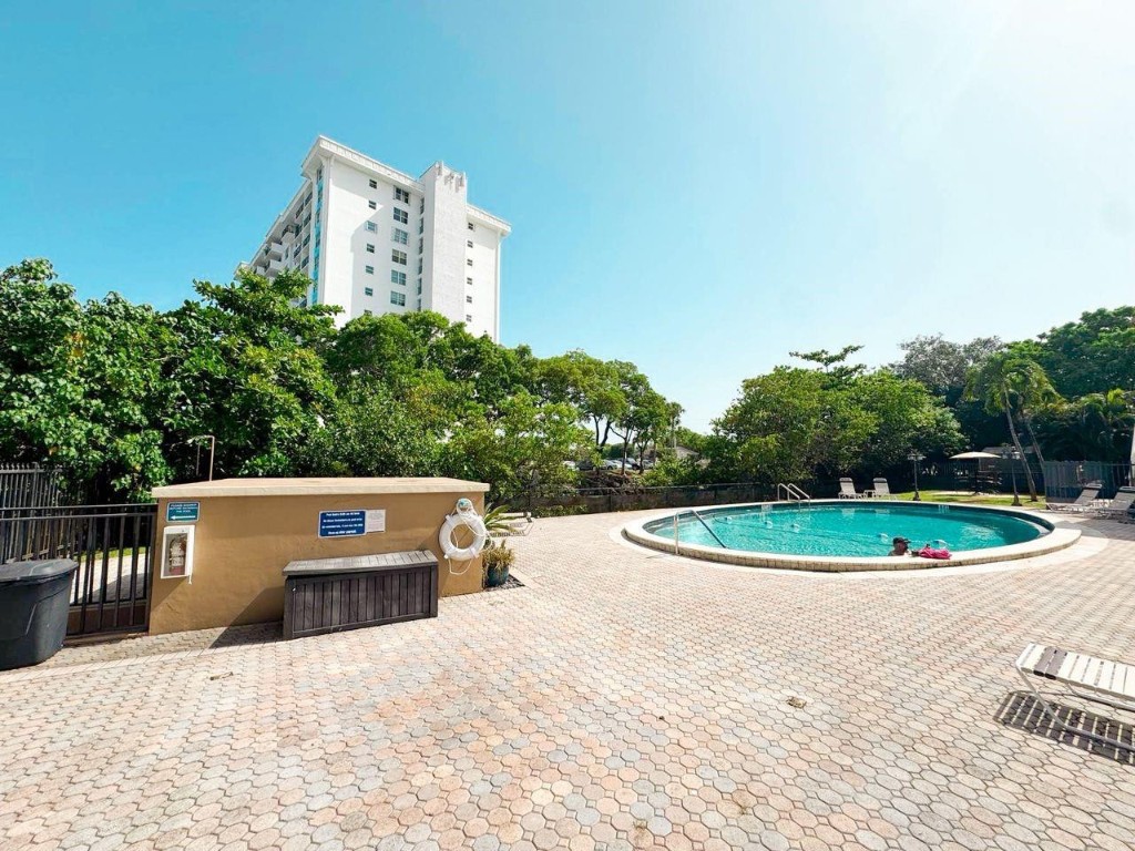 Manor Grove Village One I - Residential Lease