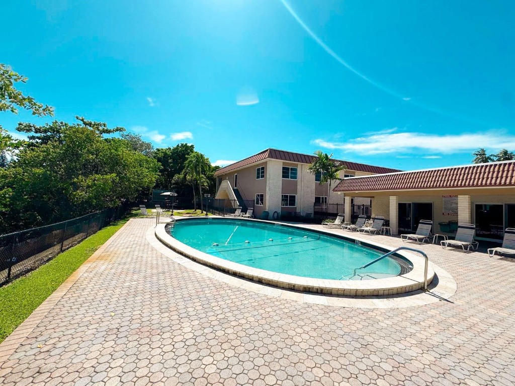 Manor Grove Village One I - Residential Lease