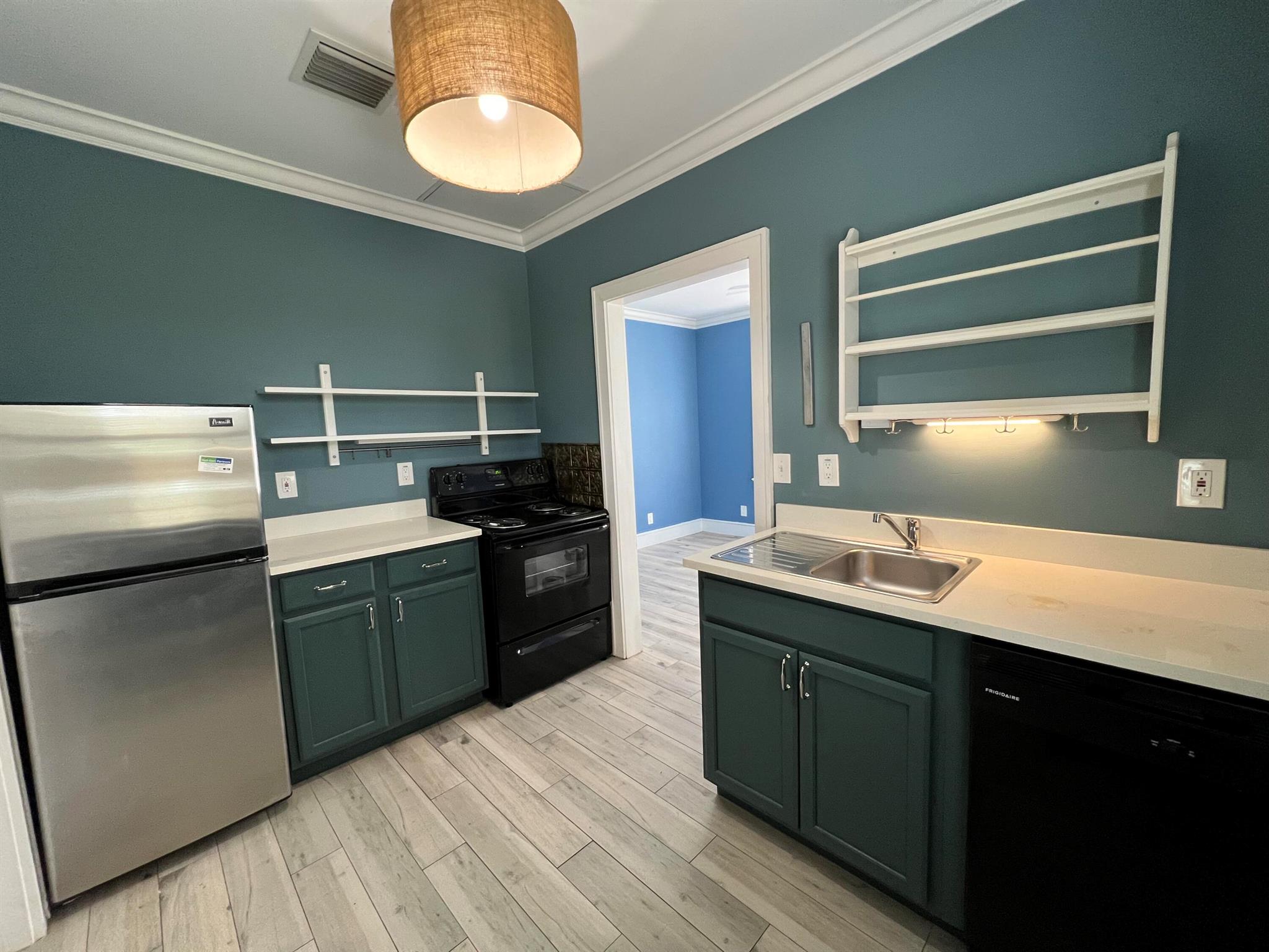 318 S J Street 2r