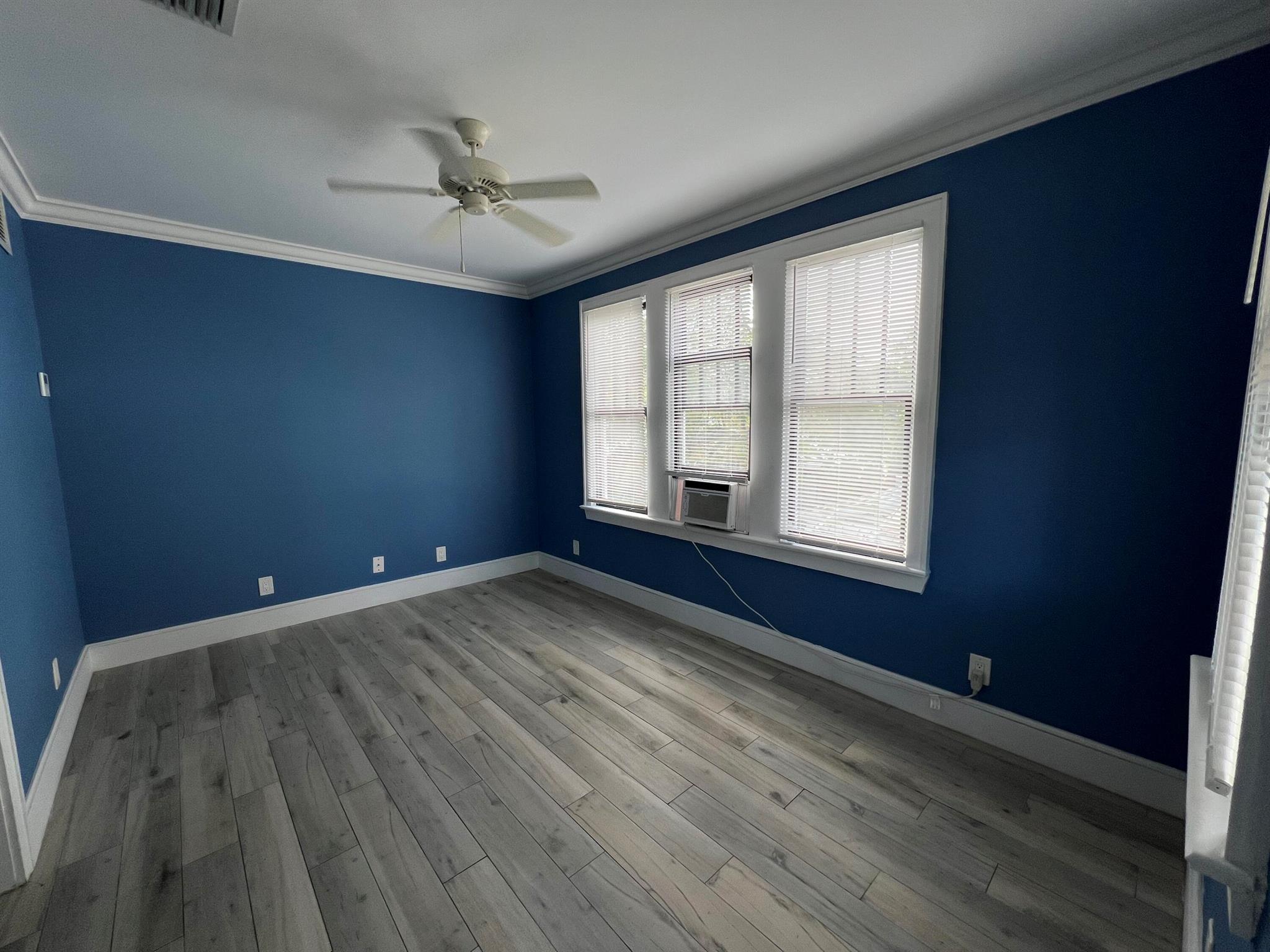 318 S J Street 2r