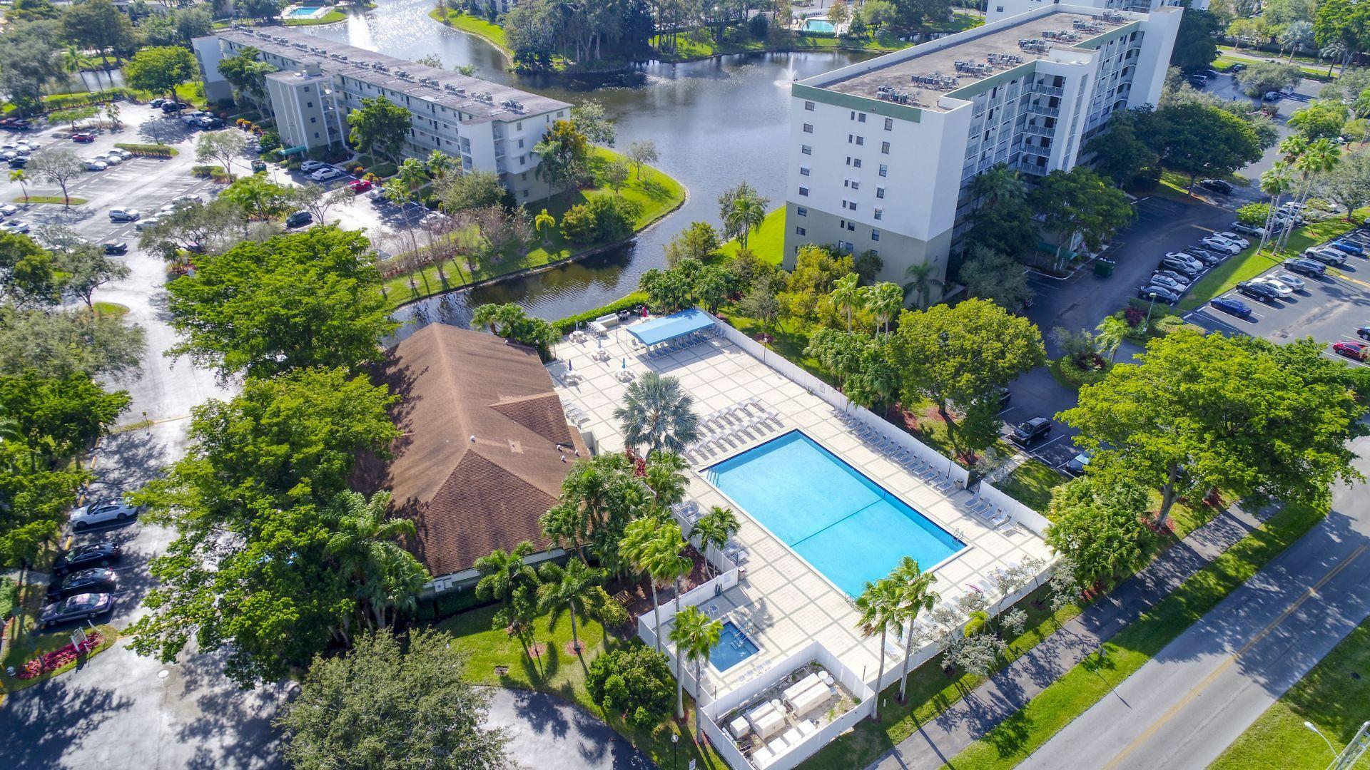 CYPRESS BEND 7 CONDO - Residential