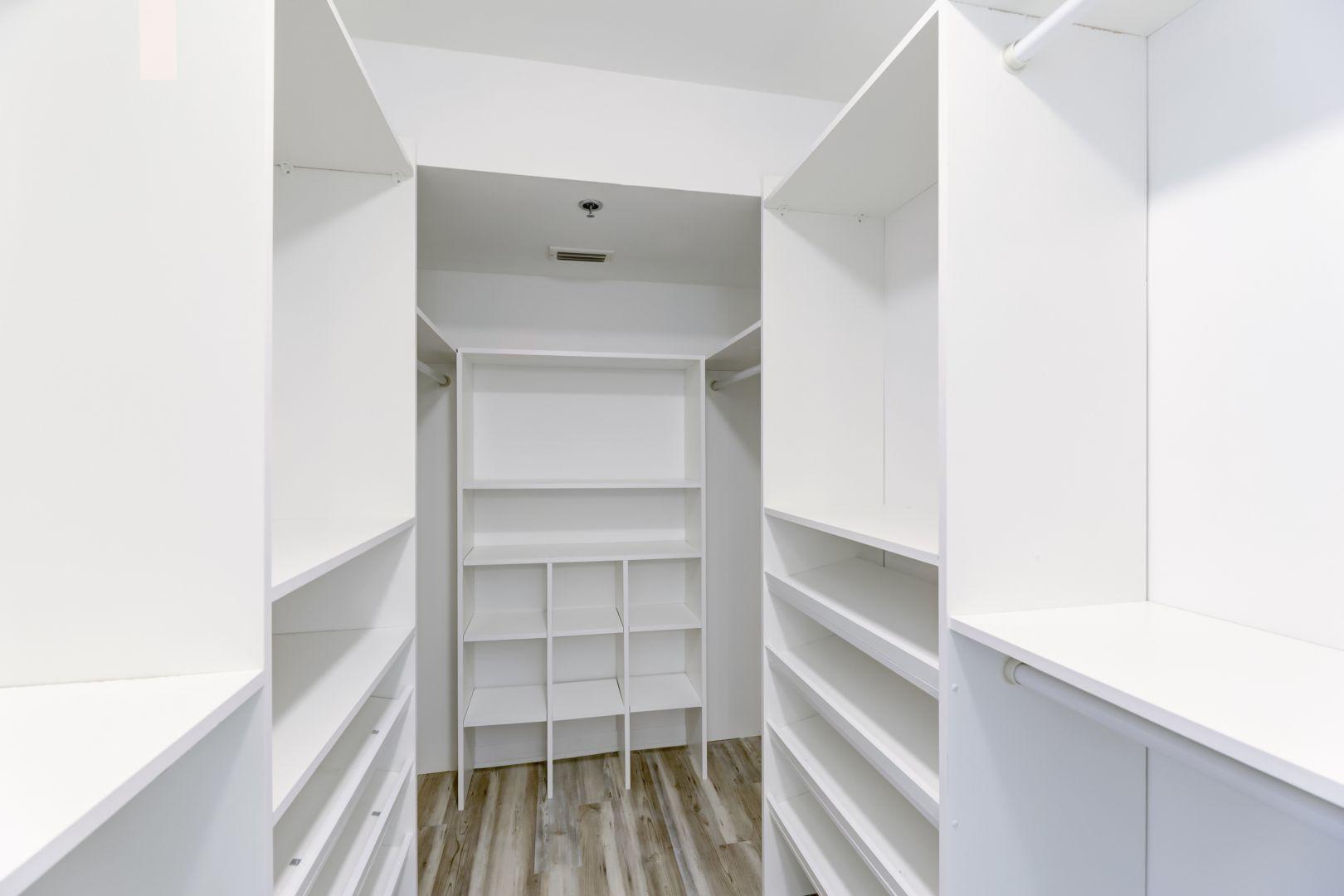 CYPRESS BEND 7 CONDO - Residential