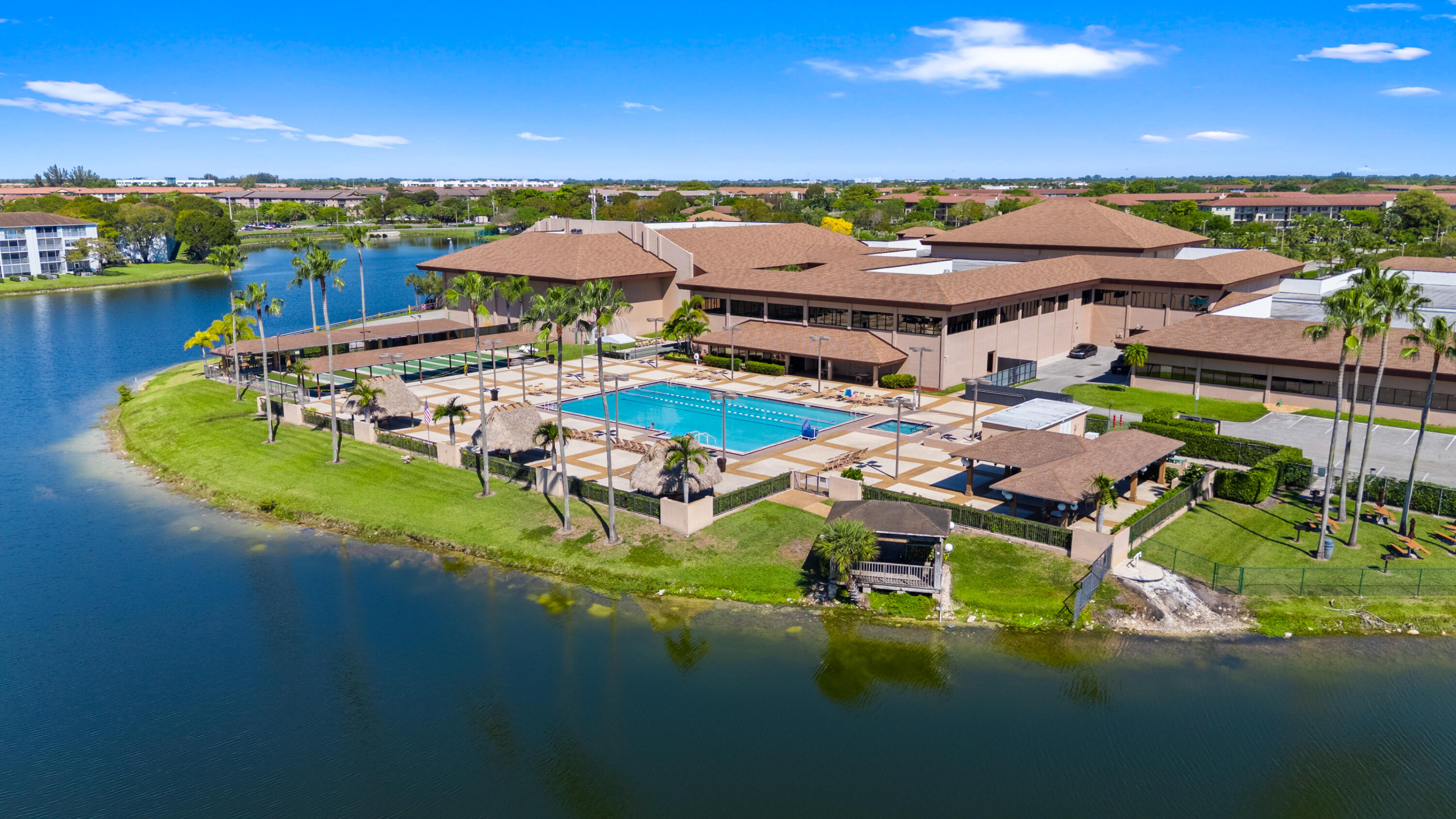 CAMBRIDGE T AT CENTURY VILLAGE - Residential