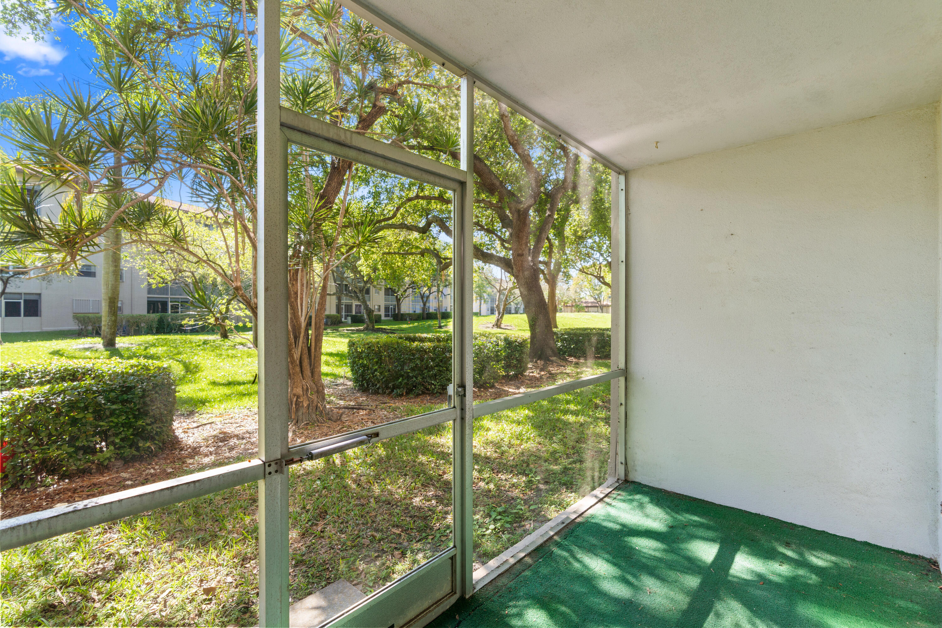 CAMBRIDGE T AT CENTURY VILLAGE - Residential