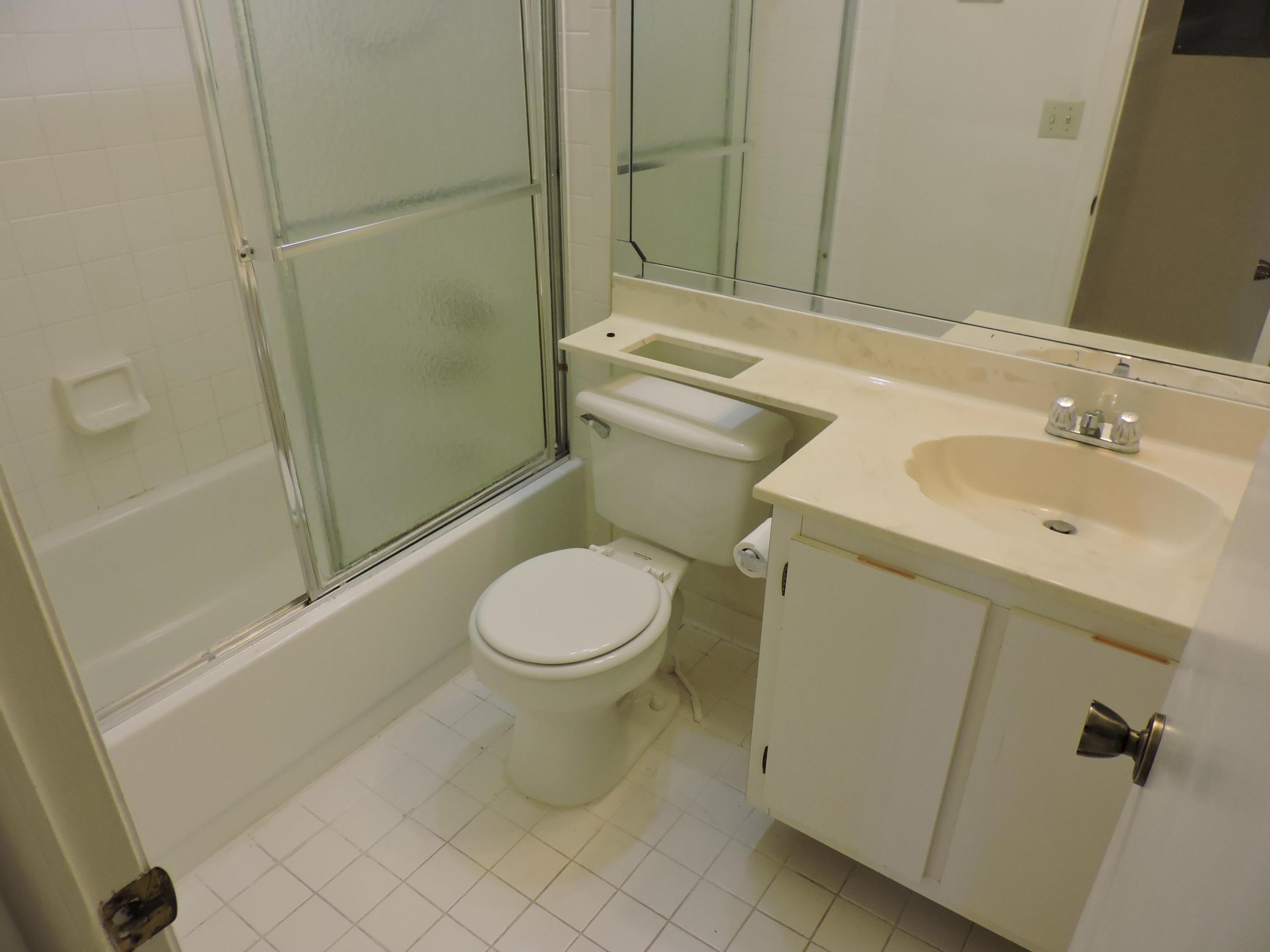 DUNBAR WOODS - Residential Lease