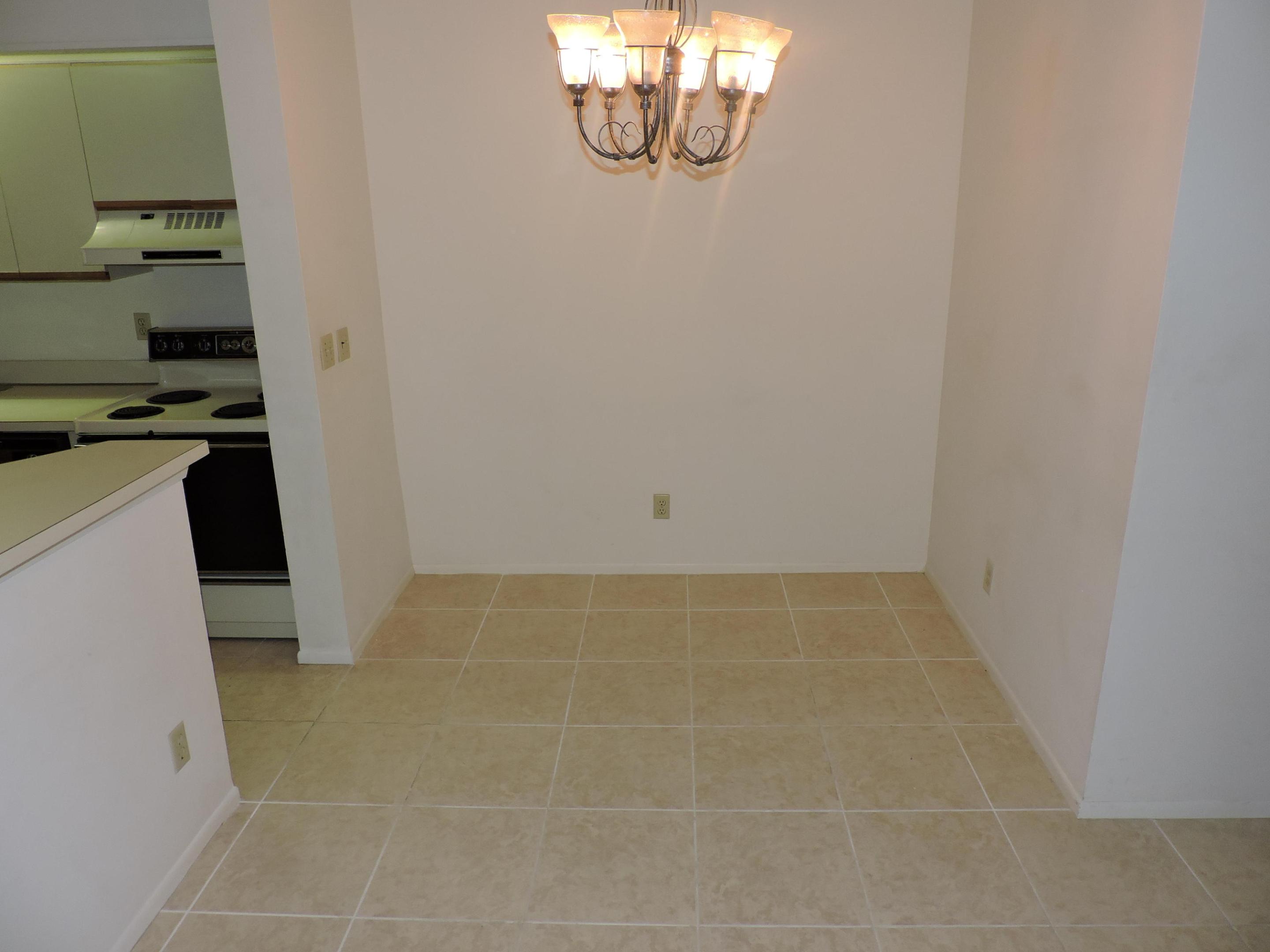 DUNBAR WOODS - Residential Lease