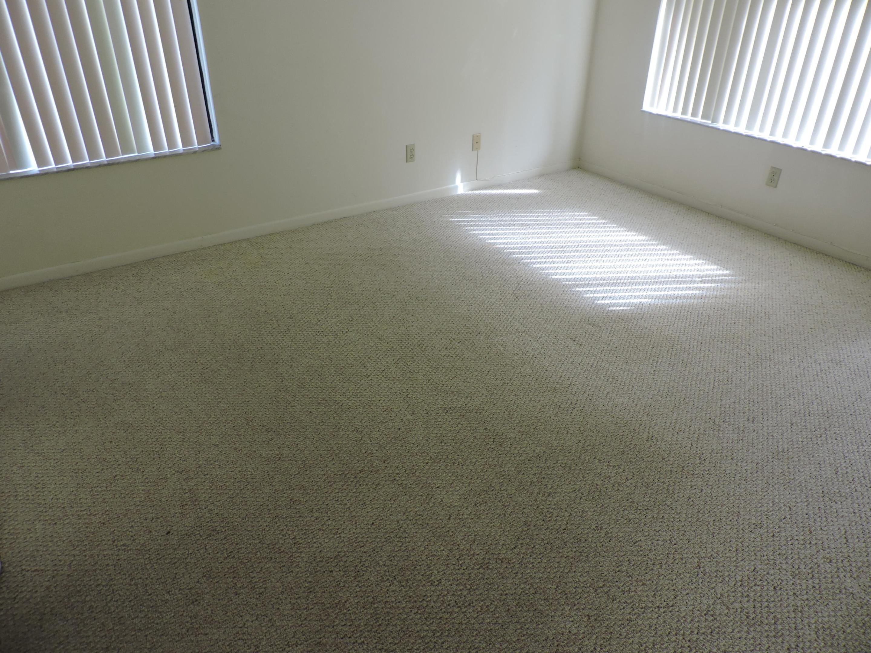 DUNBAR WOODS - Residential Lease