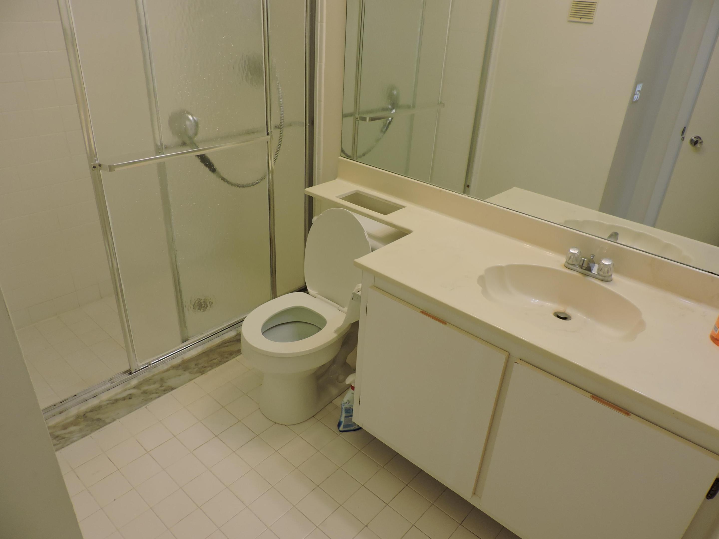 DUNBAR WOODS - Residential Lease