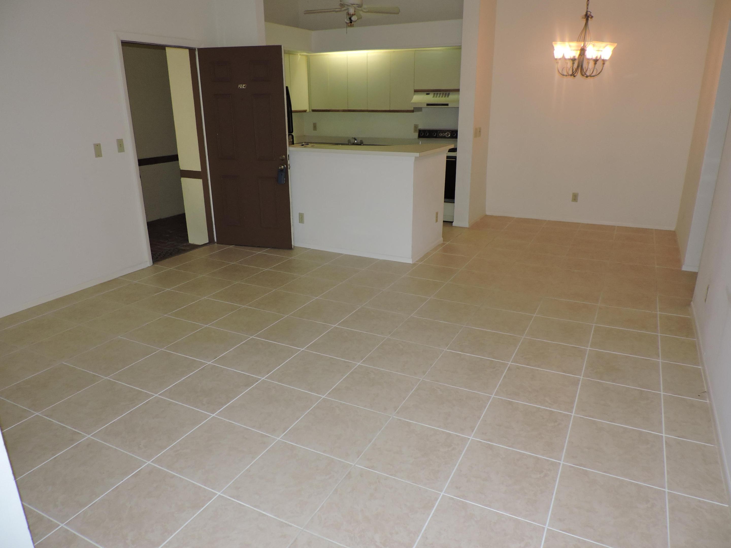 DUNBAR WOODS - Residential Lease