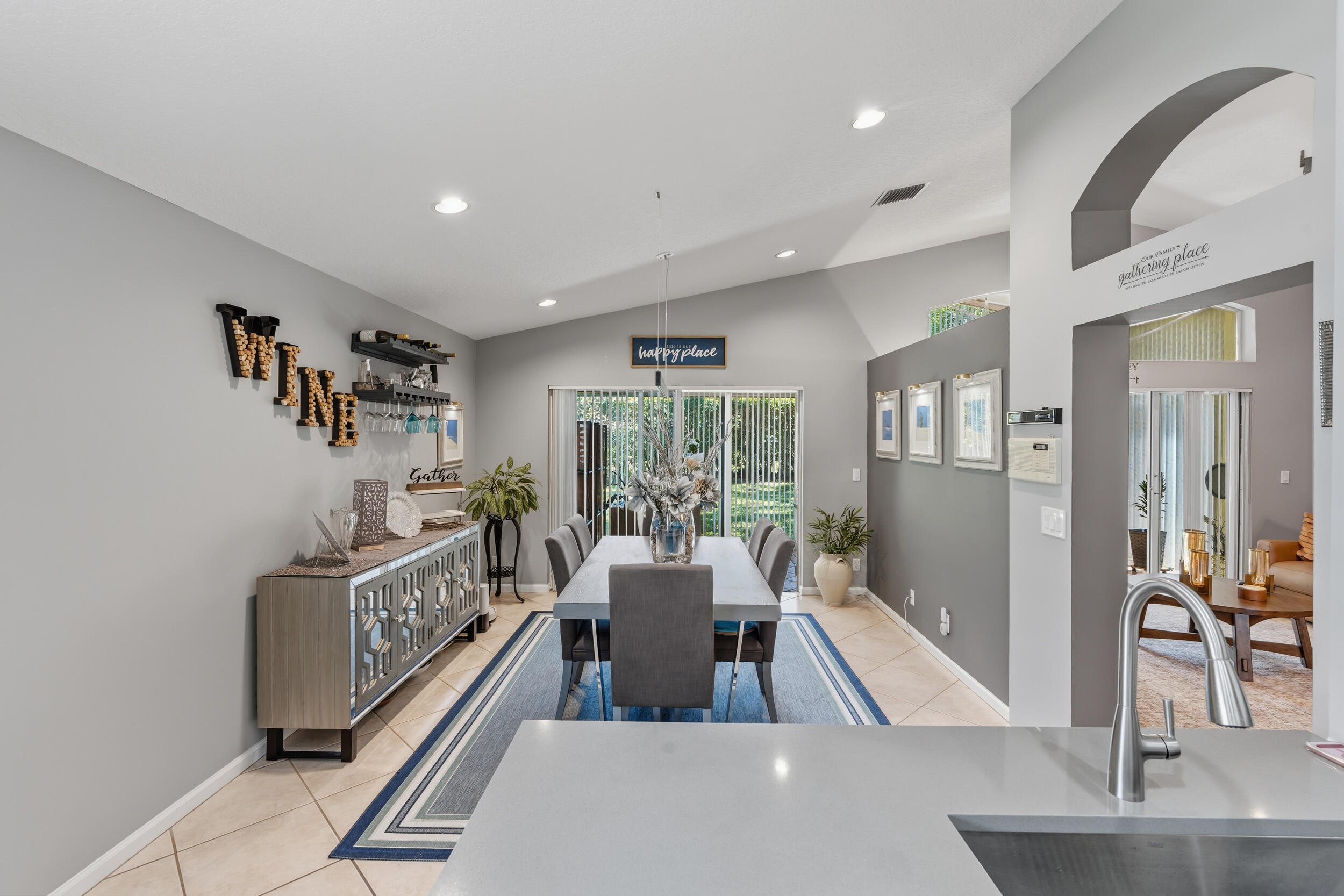 MAJESTIC ISLES 1 - Residential