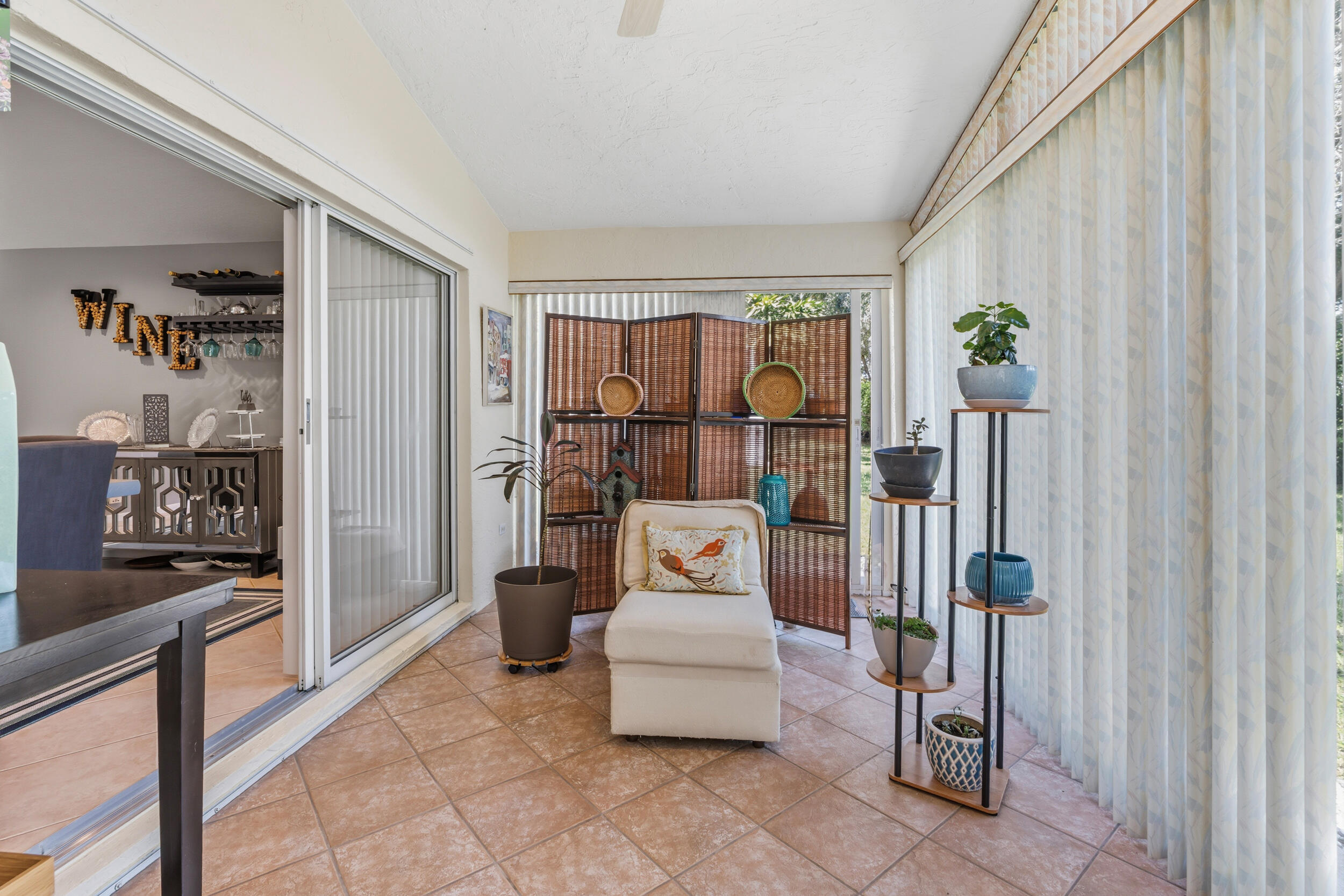 MAJESTIC ISLES 1 - Residential