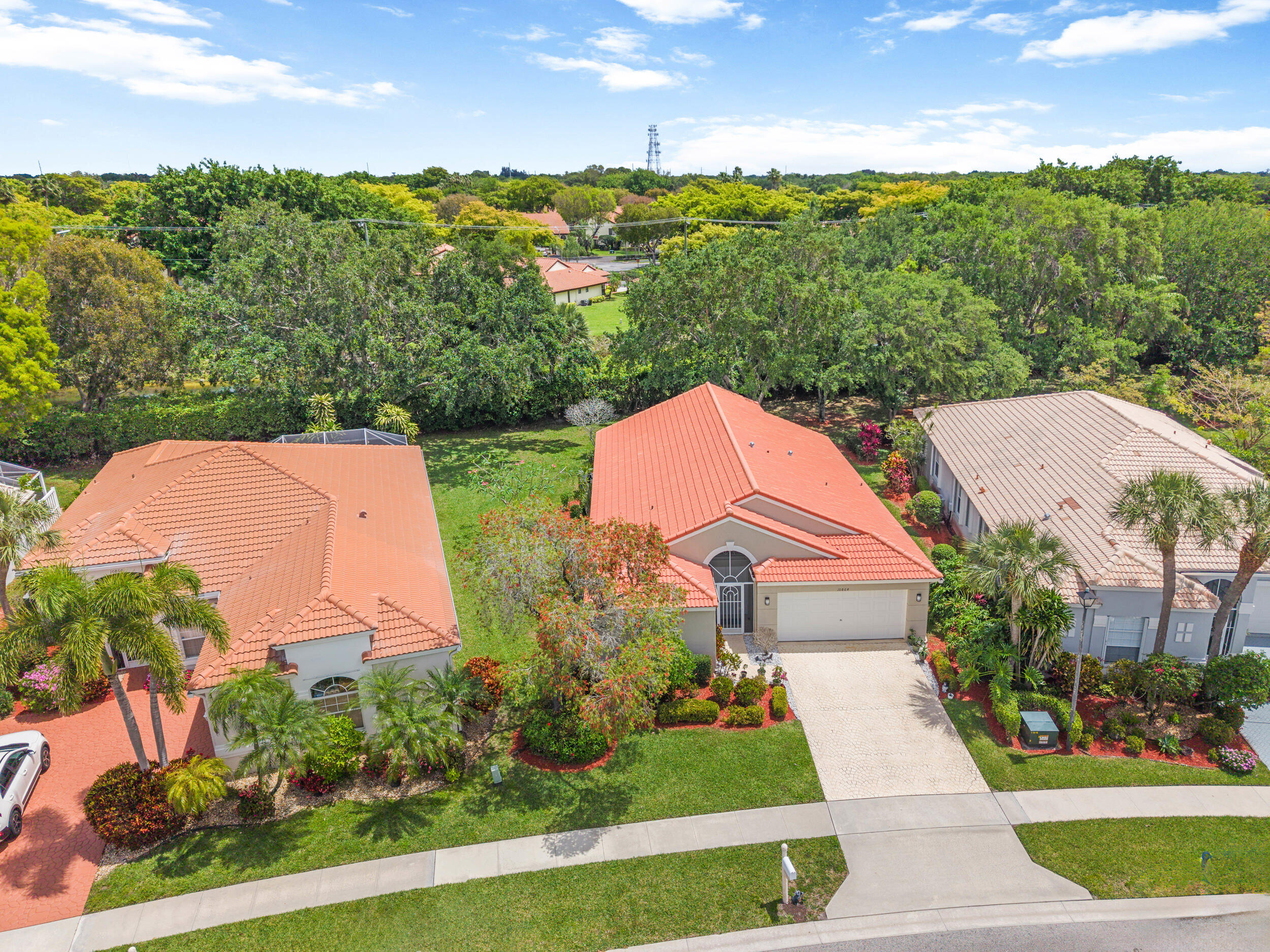 MAJESTIC ISLES 1 - Residential