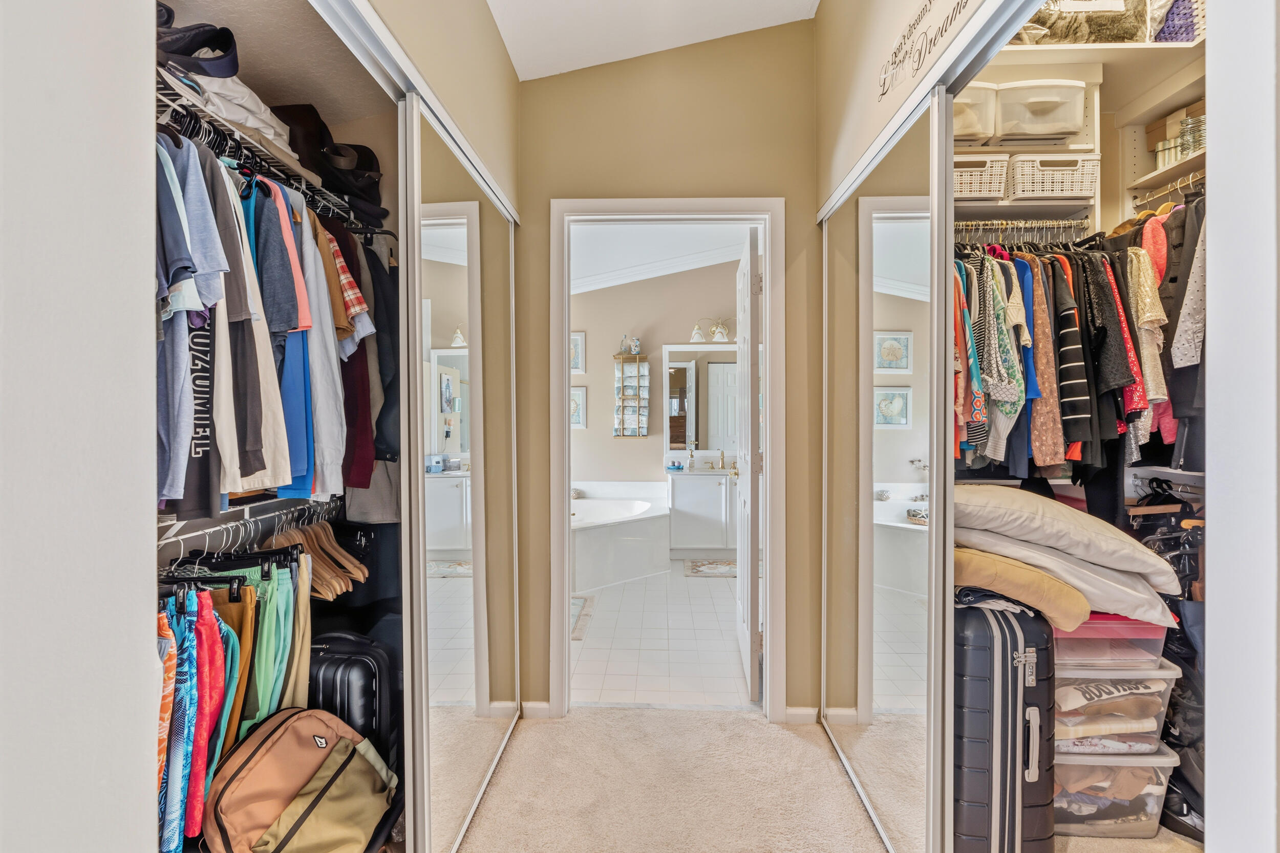 MAJESTIC ISLES 1 - Residential