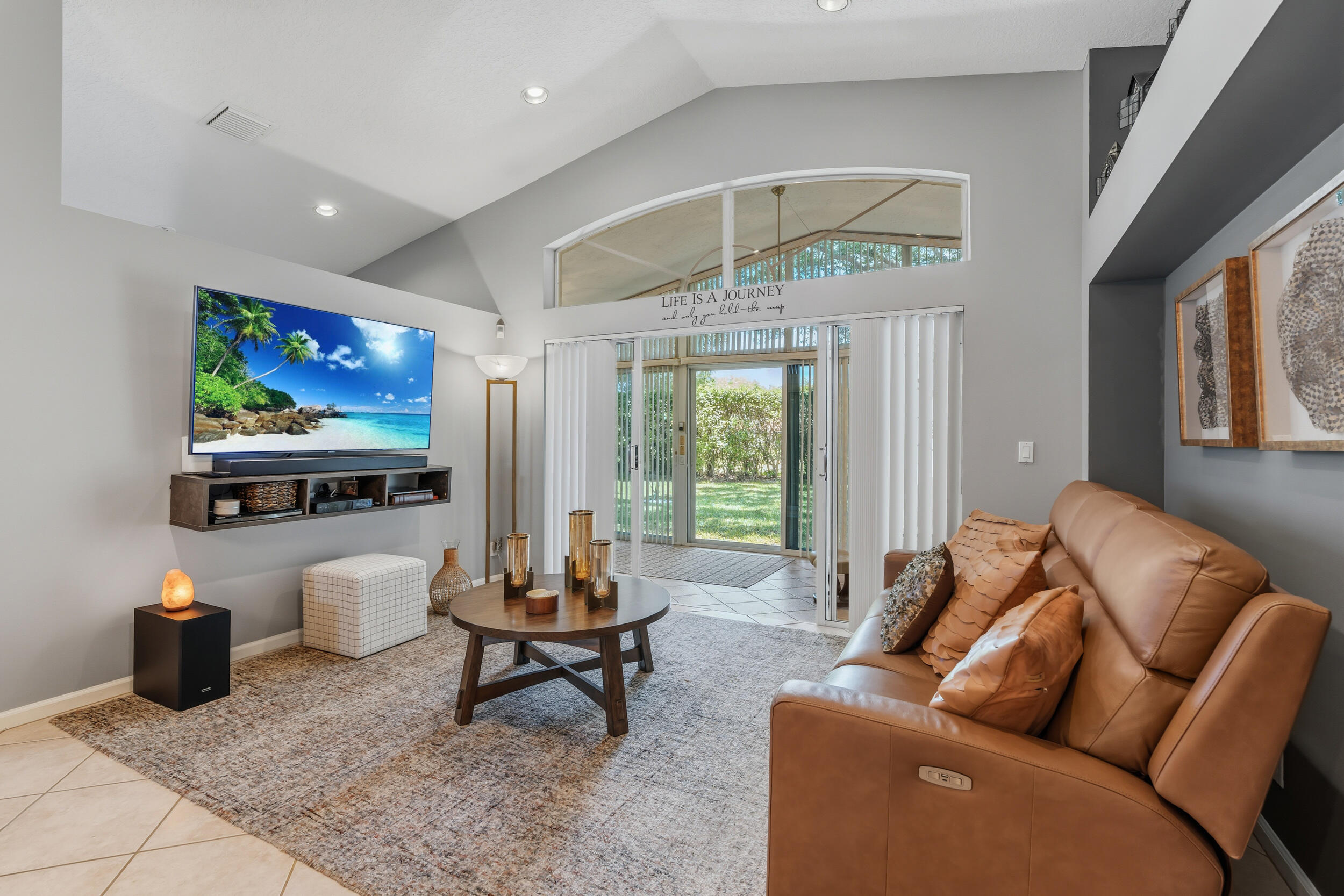 MAJESTIC ISLES 1 - Residential