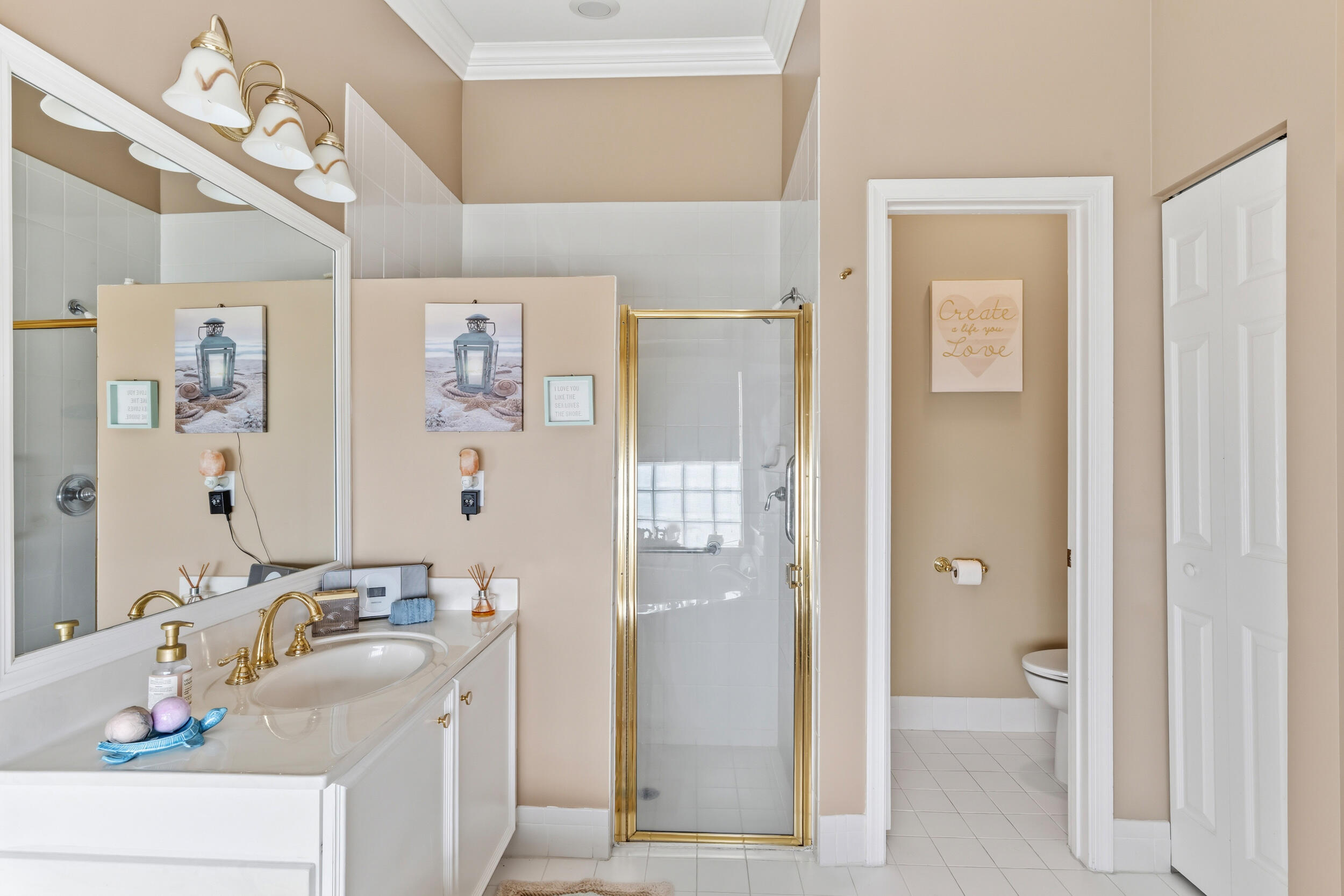 MAJESTIC ISLES 1 - Residential