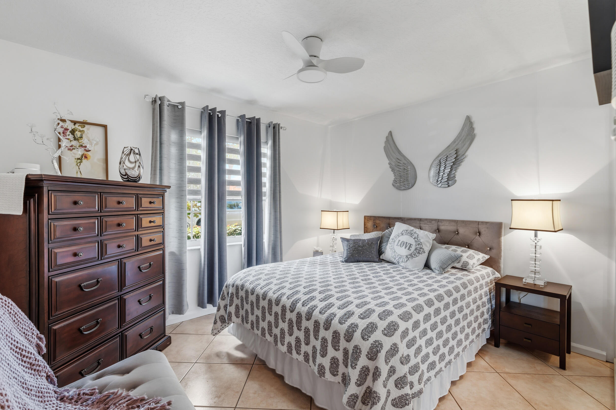 MAJESTIC ISLES 1 - Residential