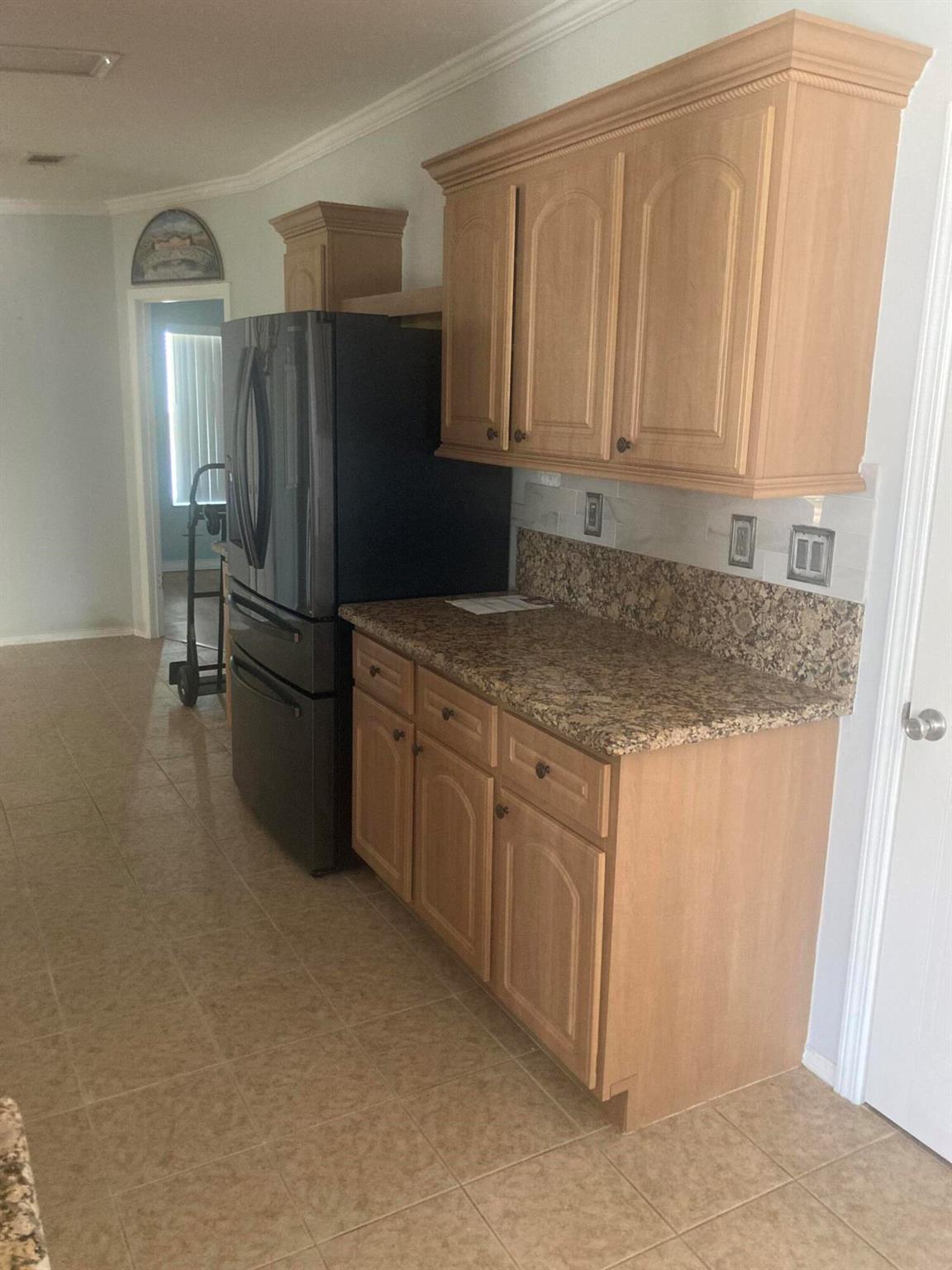 6914 42nd Way N 723