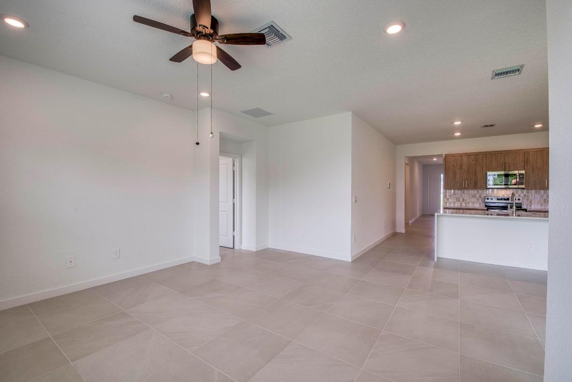 Sabal Pointe - Residential Lease