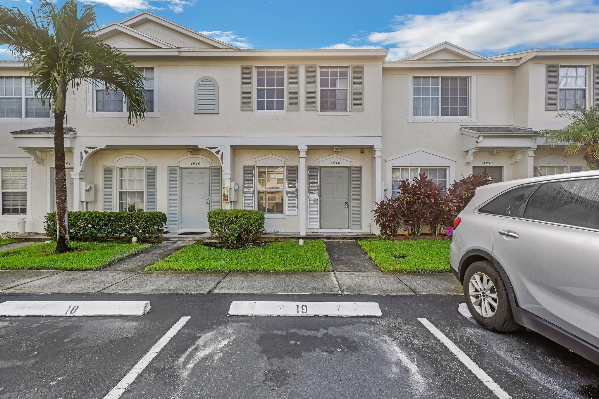 View Dania Beach, FL 33312 townhome