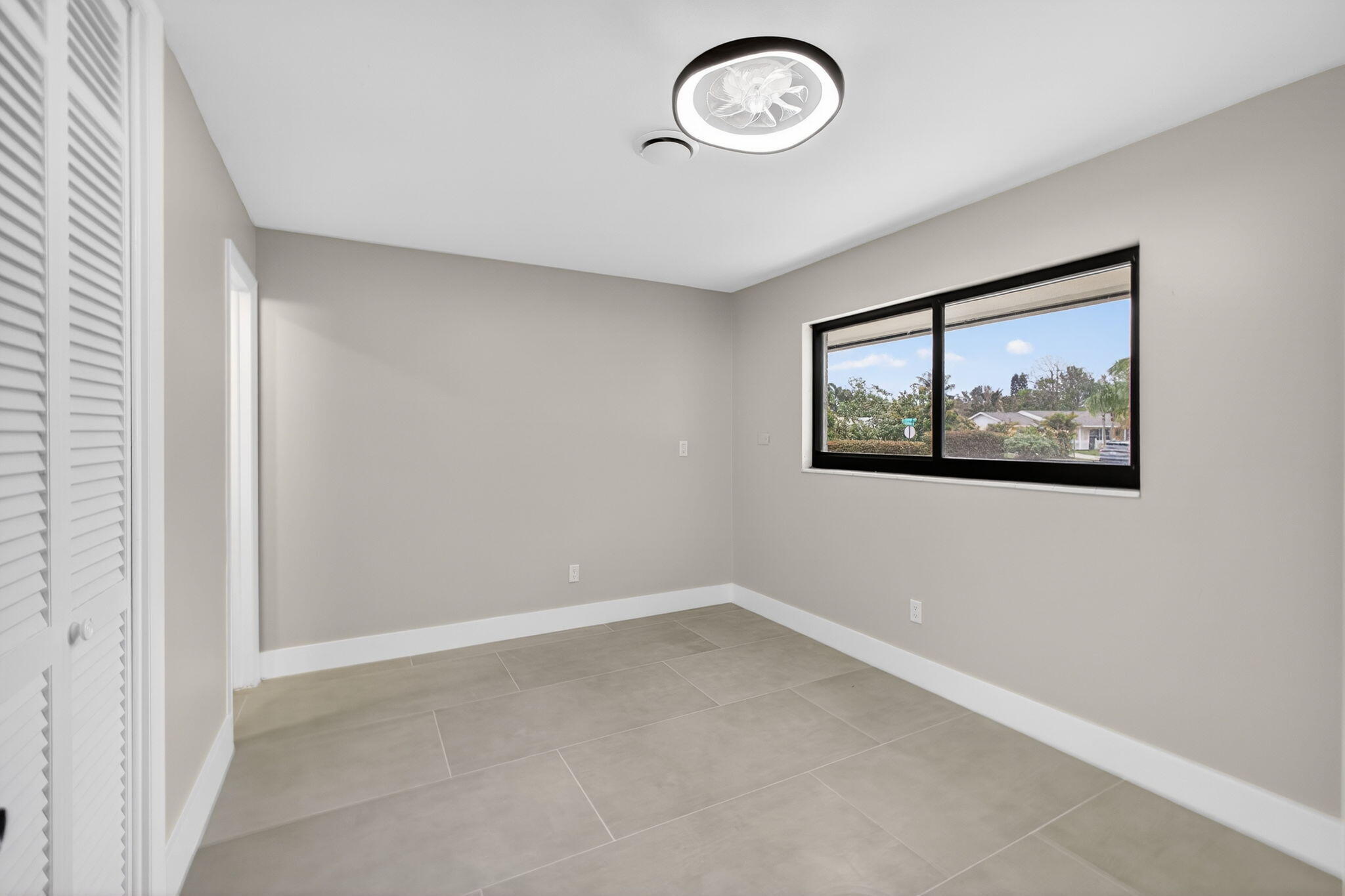 PALM BEACH CABANA COLONY EAST - Residential