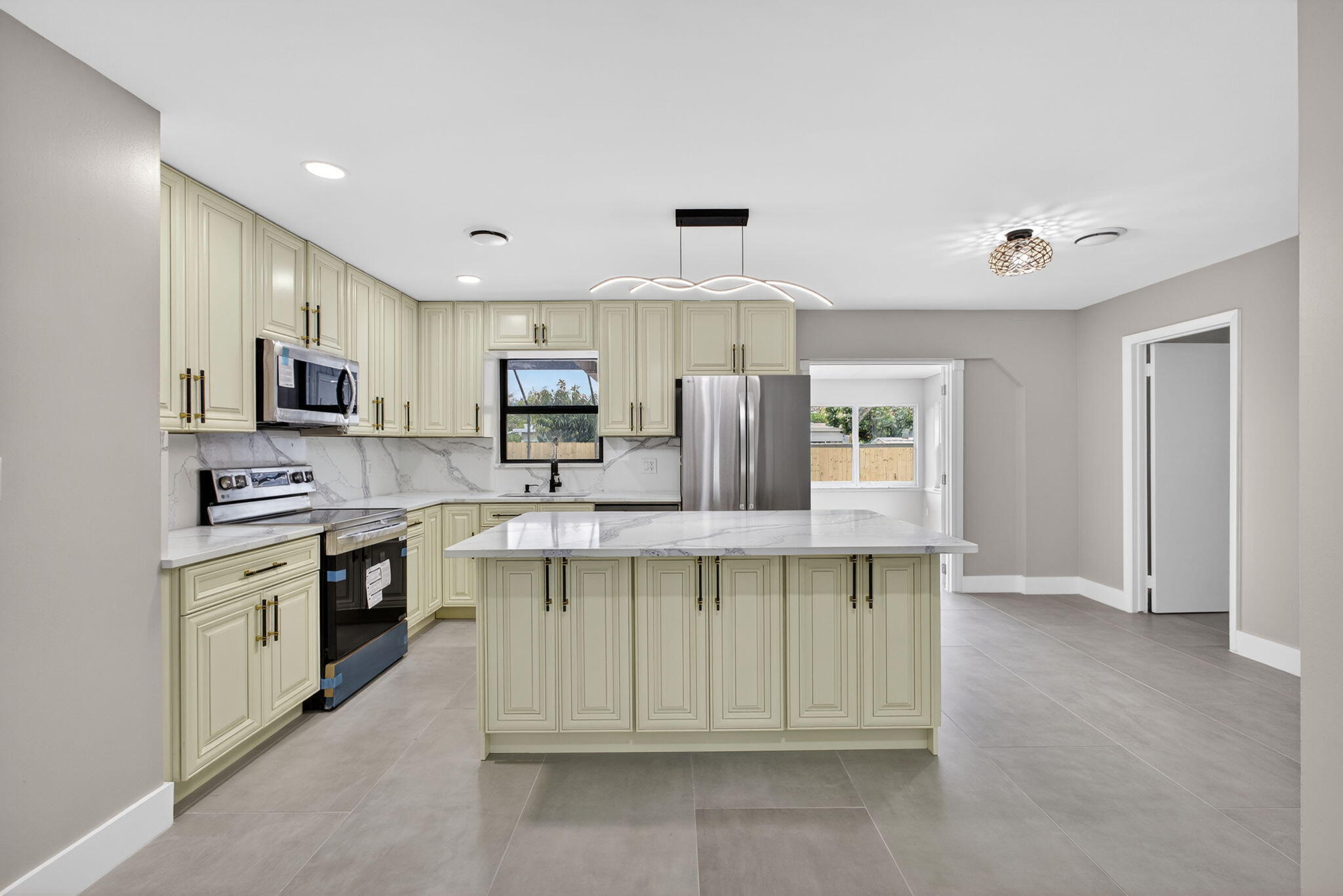 PALM BEACH CABANA COLONY EAST - Residential