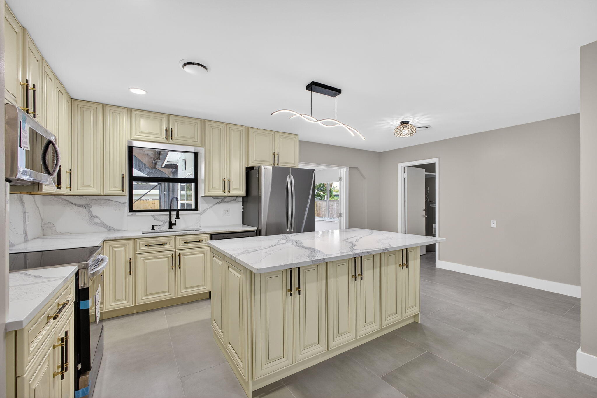 PALM BEACH CABANA COLONY EAST - Residential